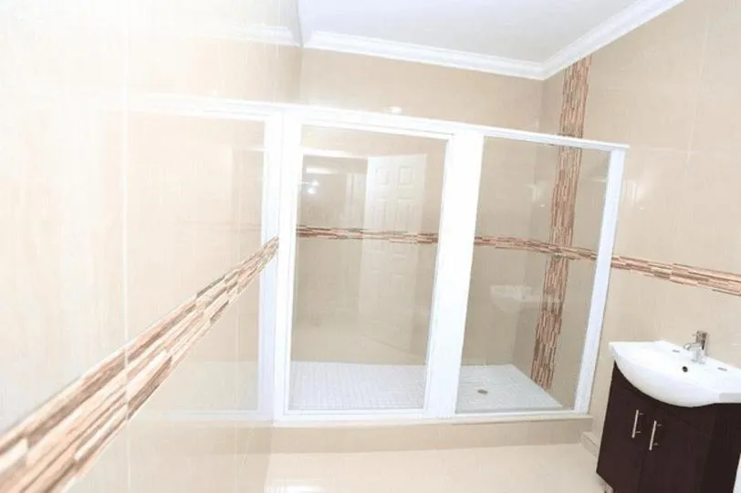 Bayside Hotel 97 Russell Street