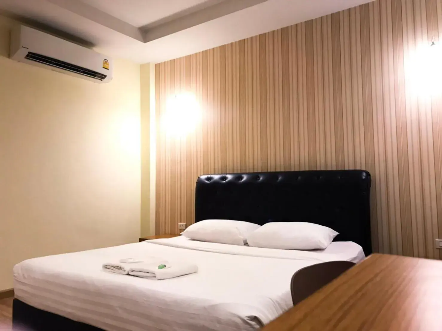 Bedroom, Bed in Venice Resort Bedroom, Bed in Venice Resort