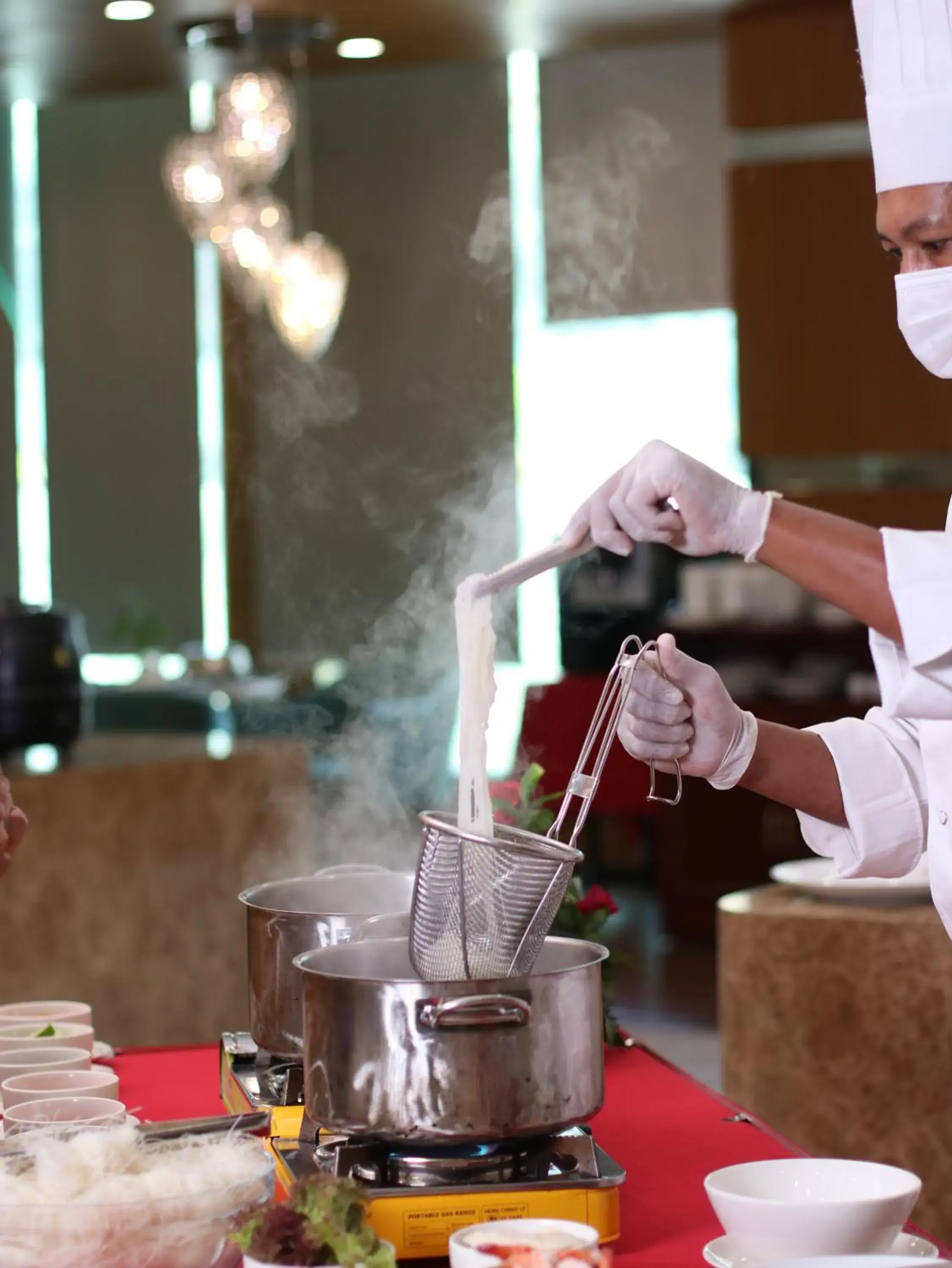 Restaurant/places to eat in Olympia City Hotel by Dara Restaurant/places to eat in Olympia City Hotel by Dara