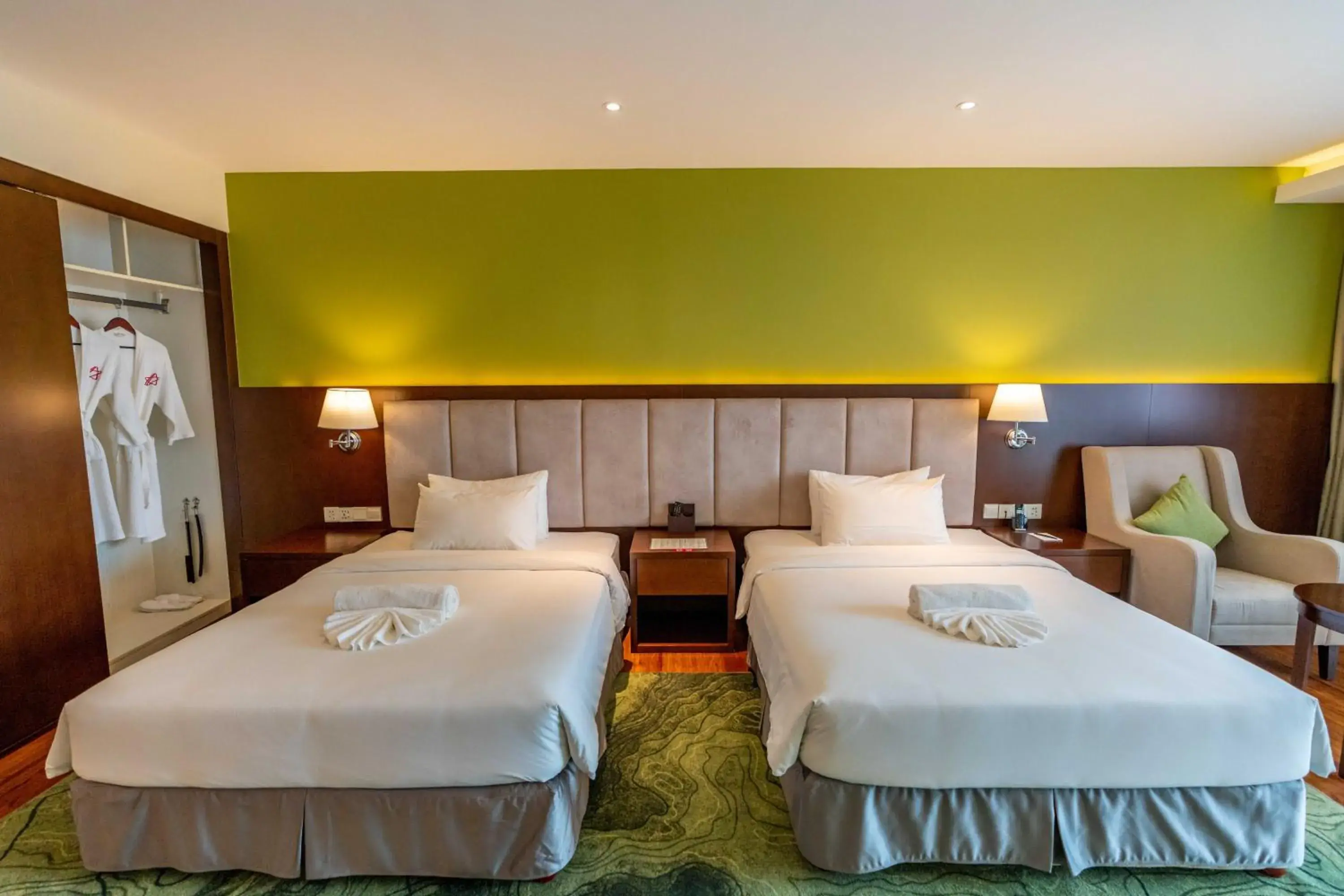 Deluxe Studio Twin Room in Olympia City Hotel by Dara Deluxe Studio Twin Room in Olympia City Hotel by Dara