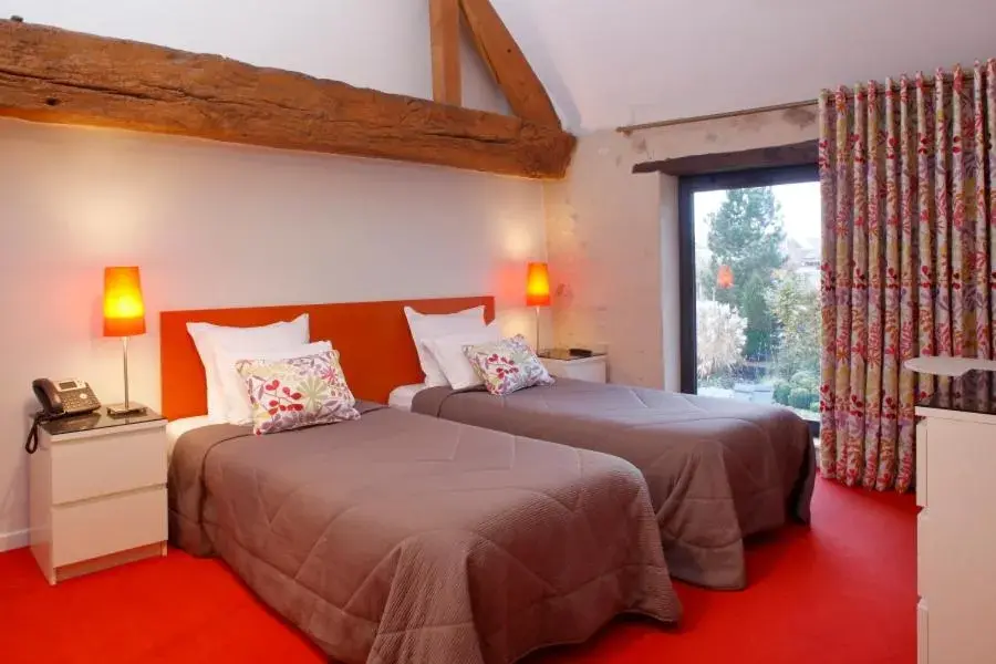Double Room in Chambre d'hôtes Les Herbes Folles Double Room in Chambre d'hôtes Les Herbes Folles