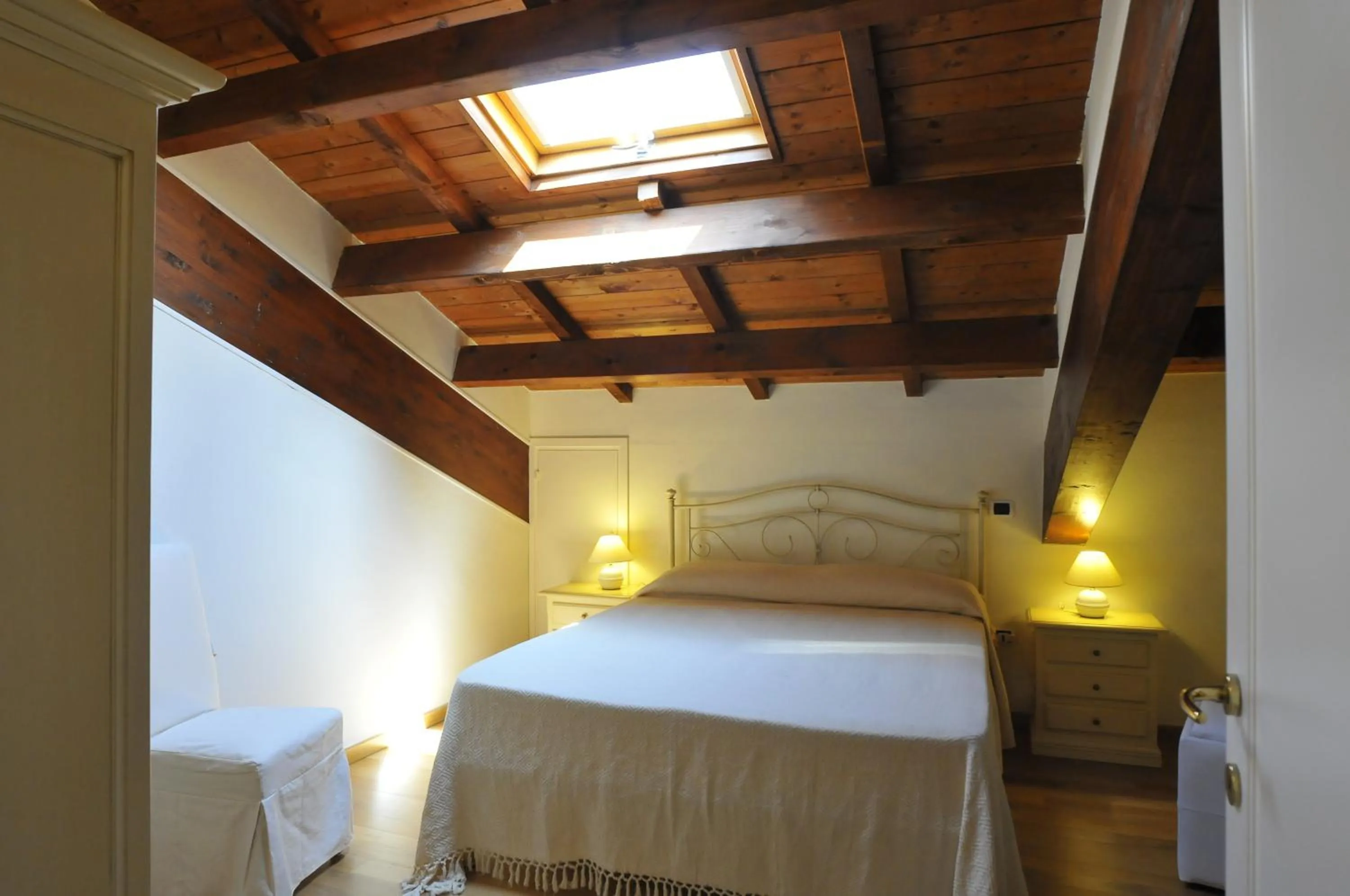 Bed in Quarté Sayàl