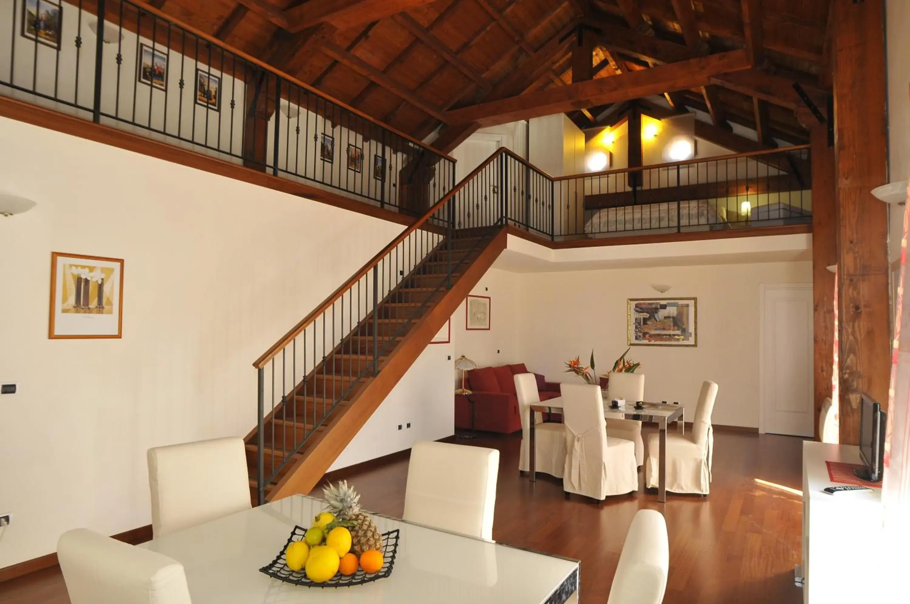 Triple Room - Split Level in Quarté Sayàl Triple Room - Split Level in Quarté Sayàl