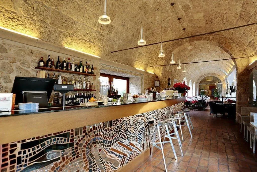 Lounge or bar in Quarté Sayàl