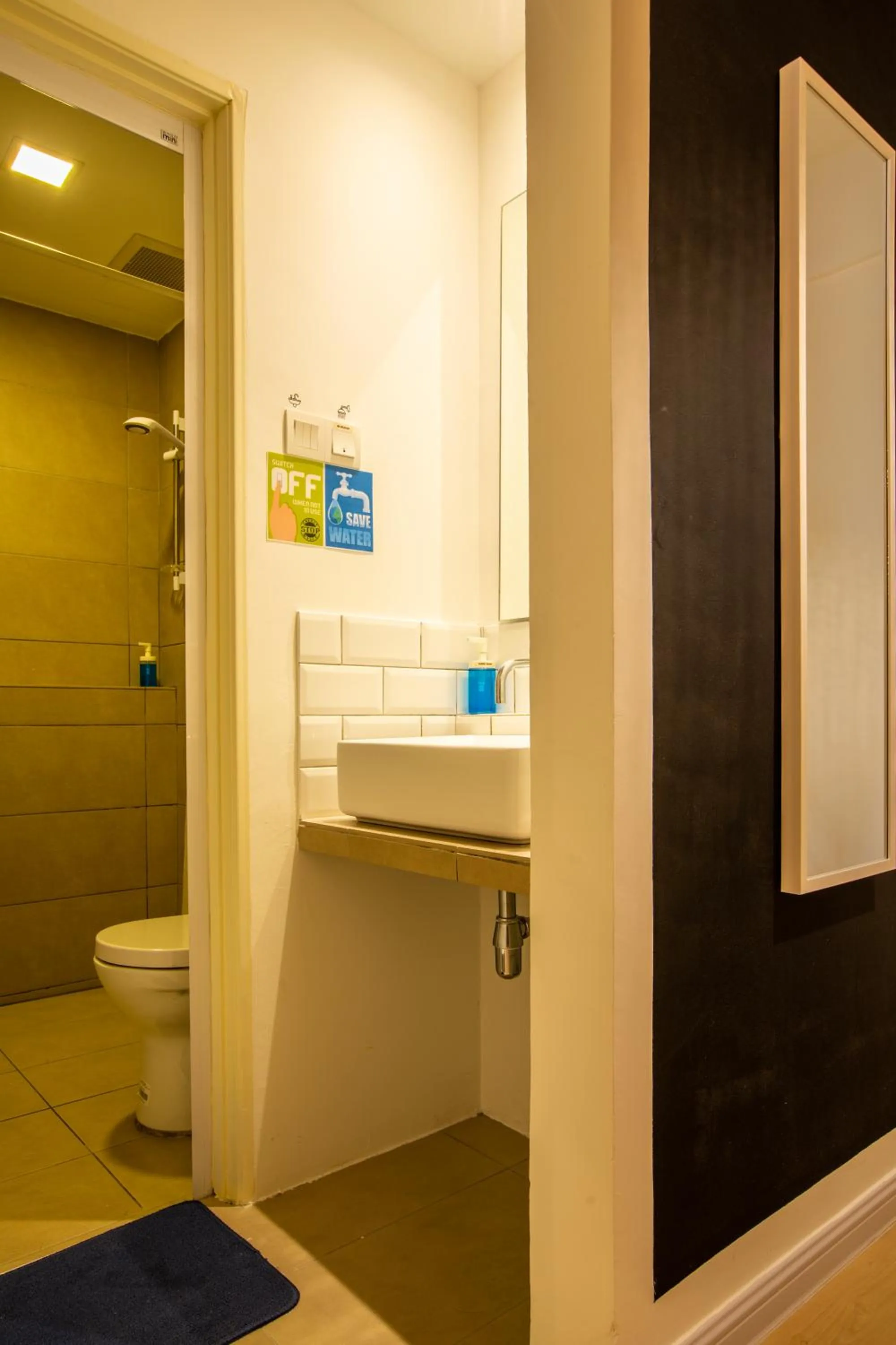 Bathroom in Minima 8