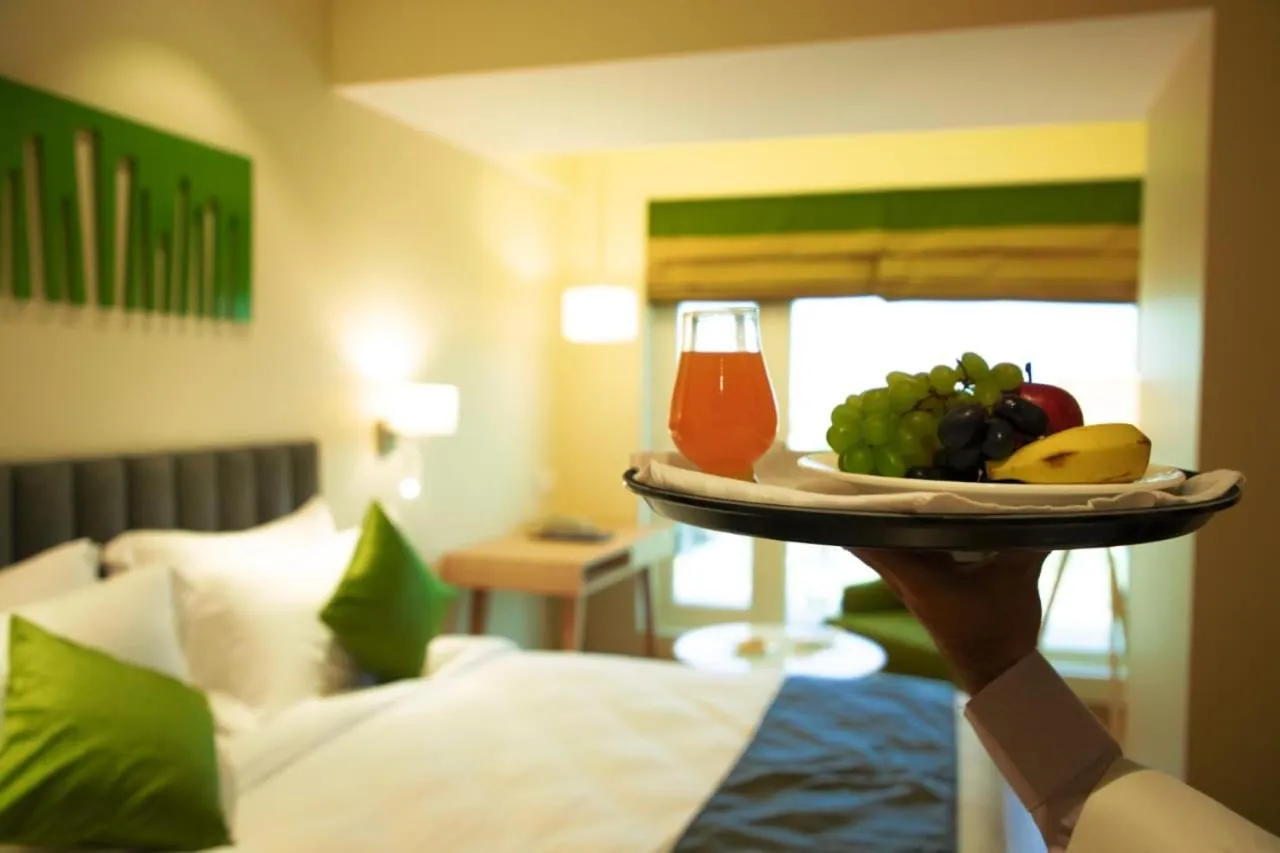 Food and drinks, Bed in Regenta Central Harsha Vapi