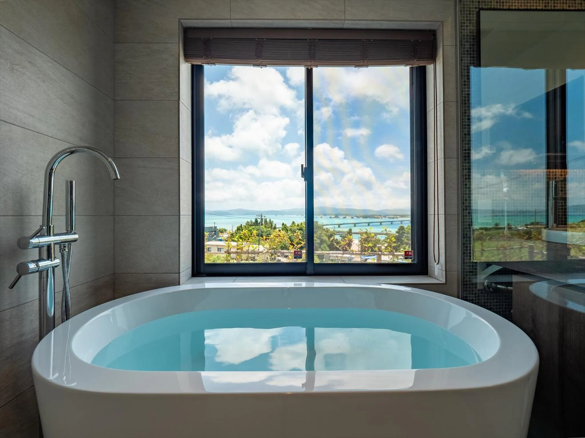 Bathroom in One Suite THE TERRACE