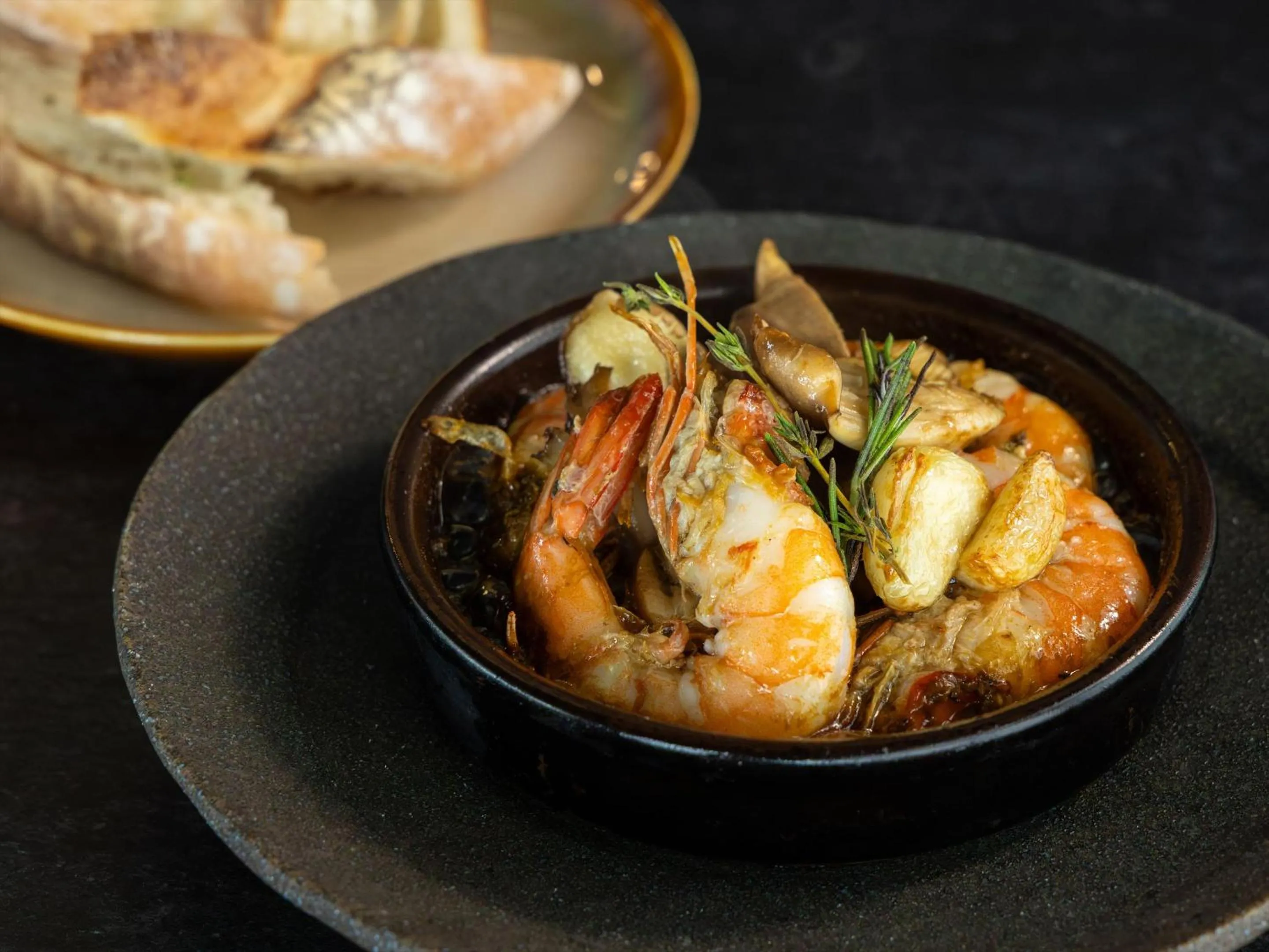 Restaurant/places to eat in One Suite THE TERRACE