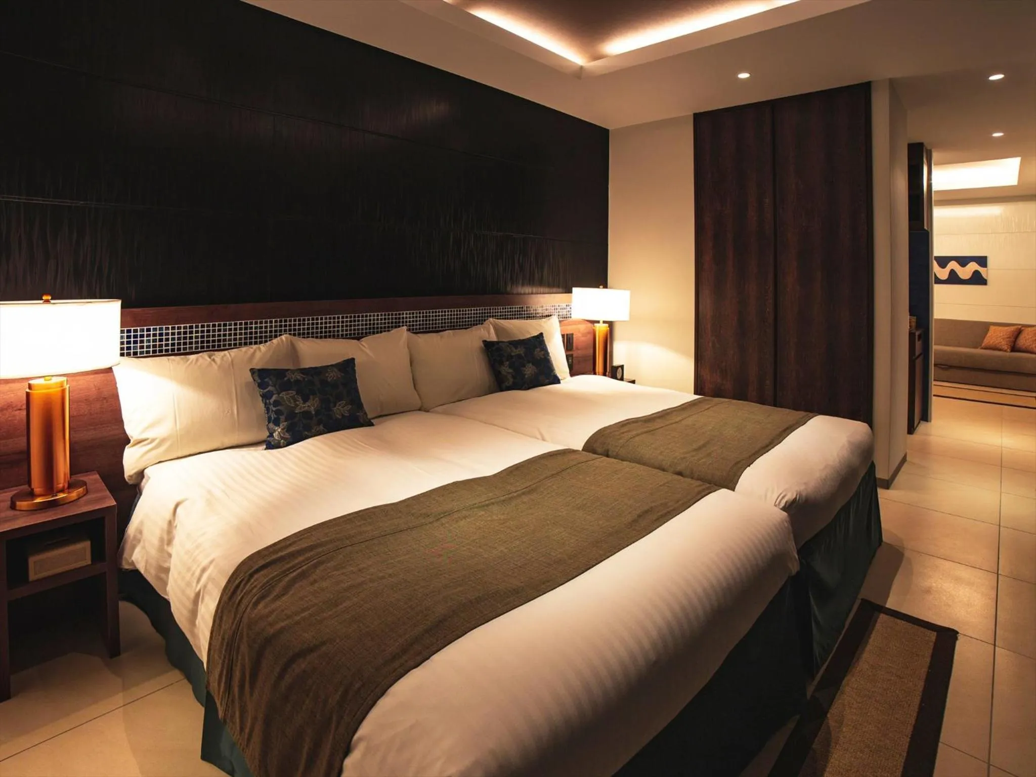 Bed in One Suite THE TERRACE