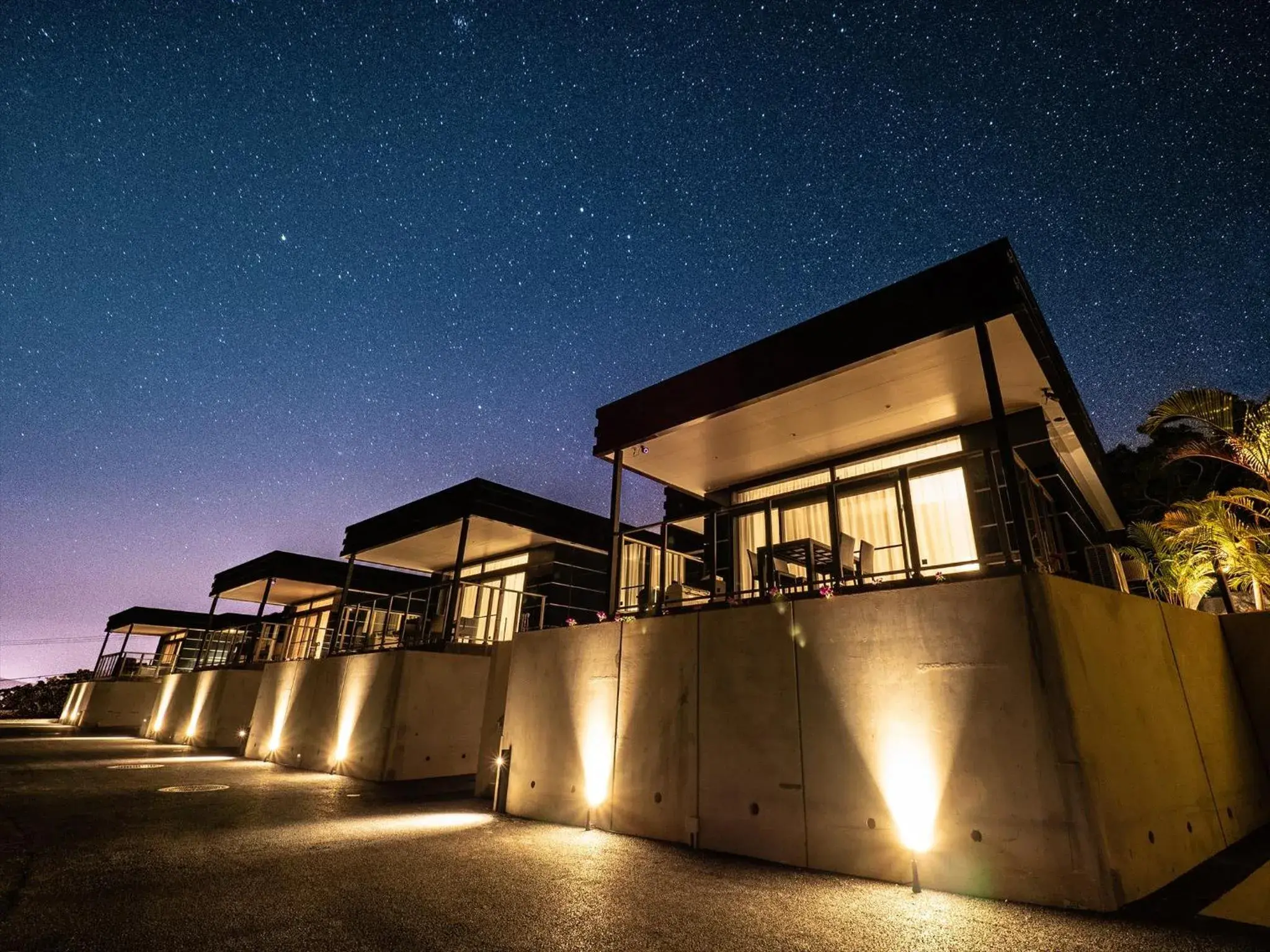 One Suite THE TERRACE One Suite THE TERRACE