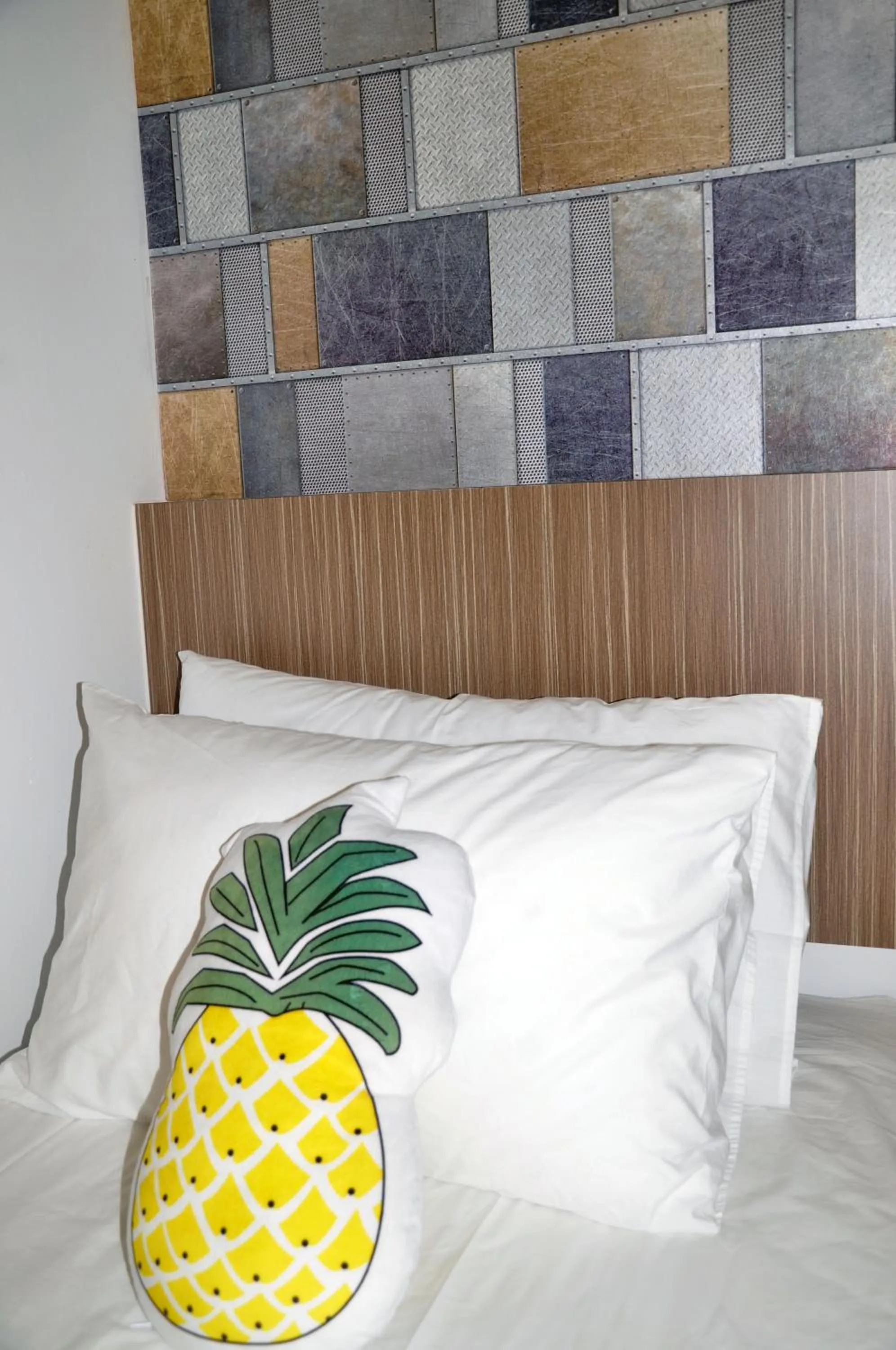 Bed in Teruntum 96 Guest house