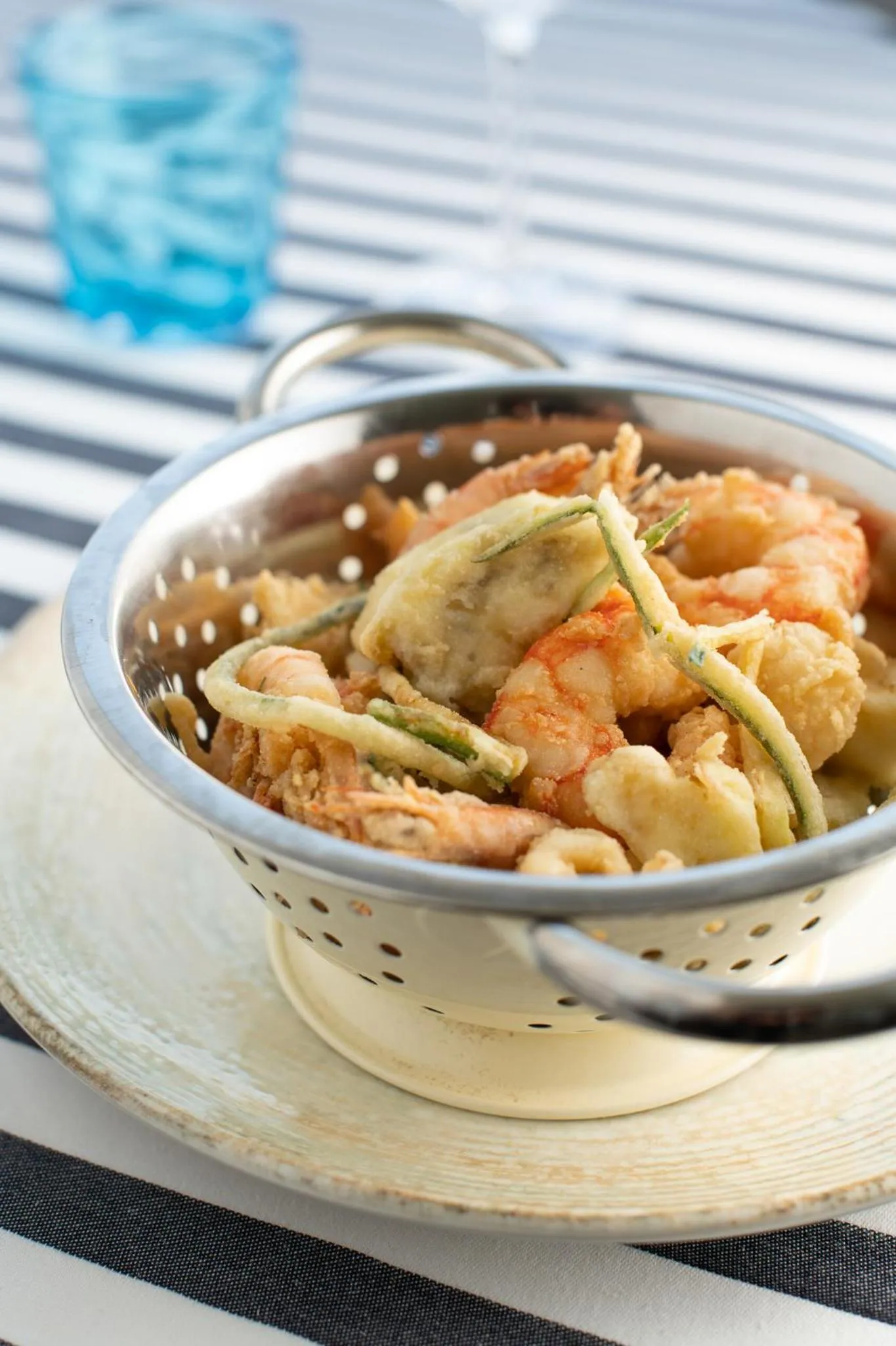 Restaurant/places to eat in Hotel Caesar