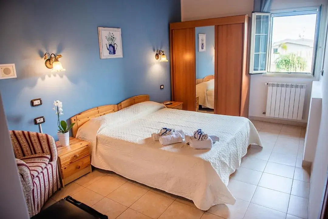 Double Room in SCIUSCIA' Double Room in SCIUSCIA'