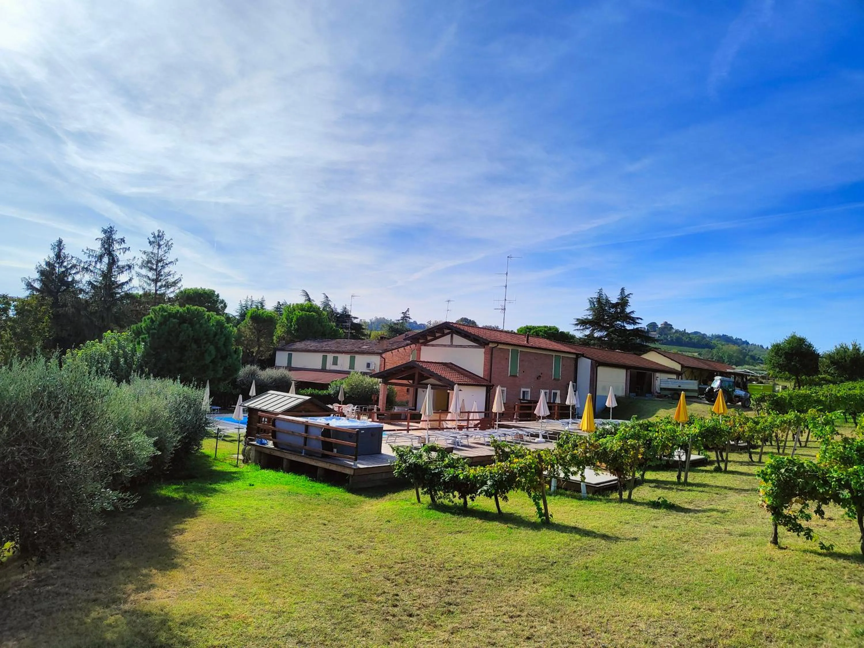 Property building in Agriturismo e Cantina La Sabbiona