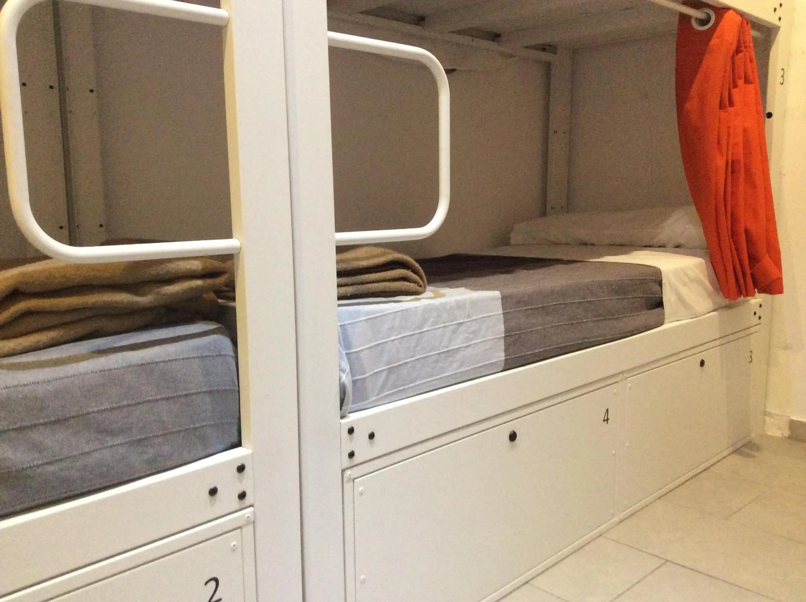 Photo of the whole room in Hostelscat