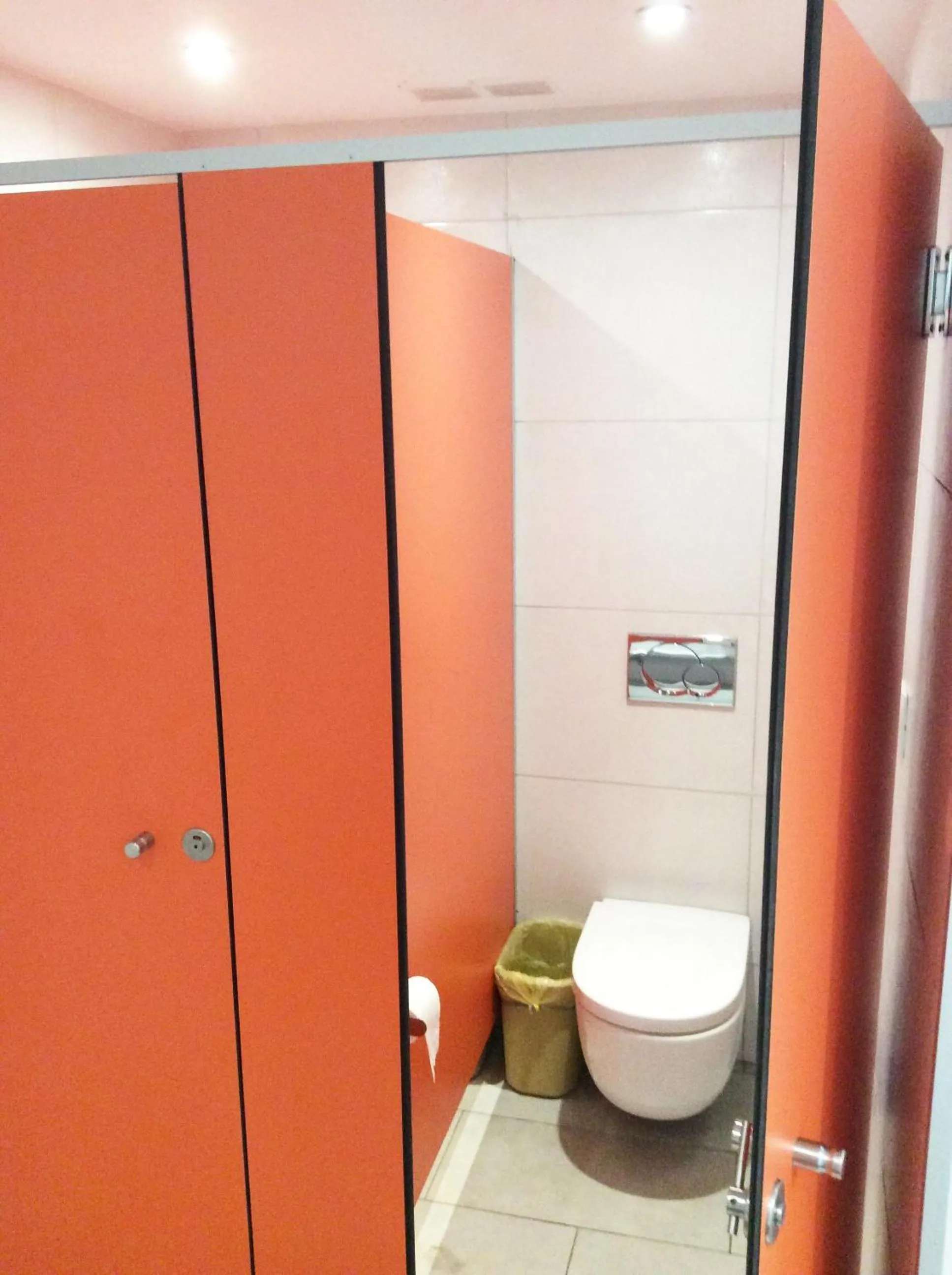 Bathroom in Hostelscat