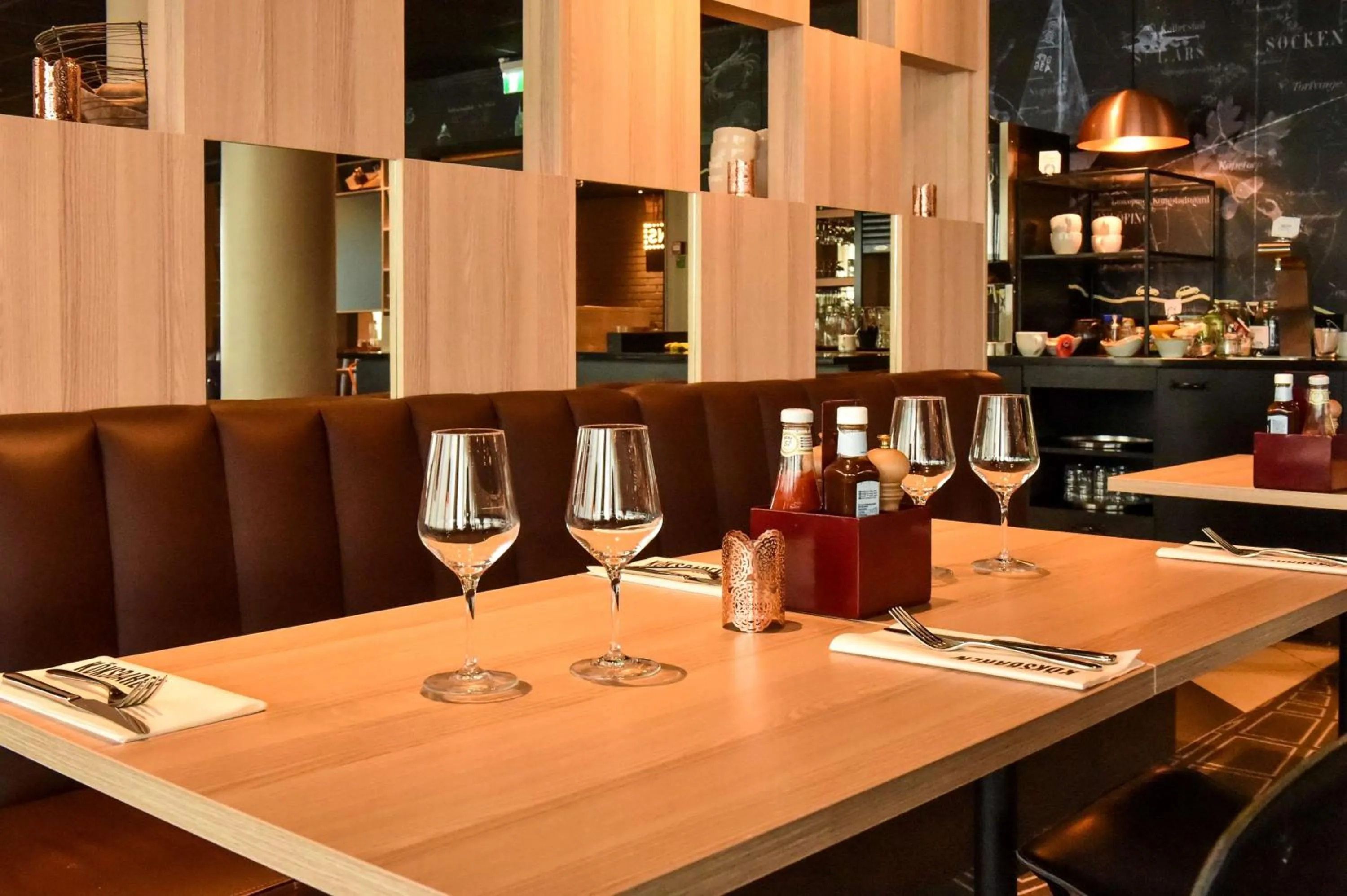 Restaurant/places to eat in Scandic Segevång