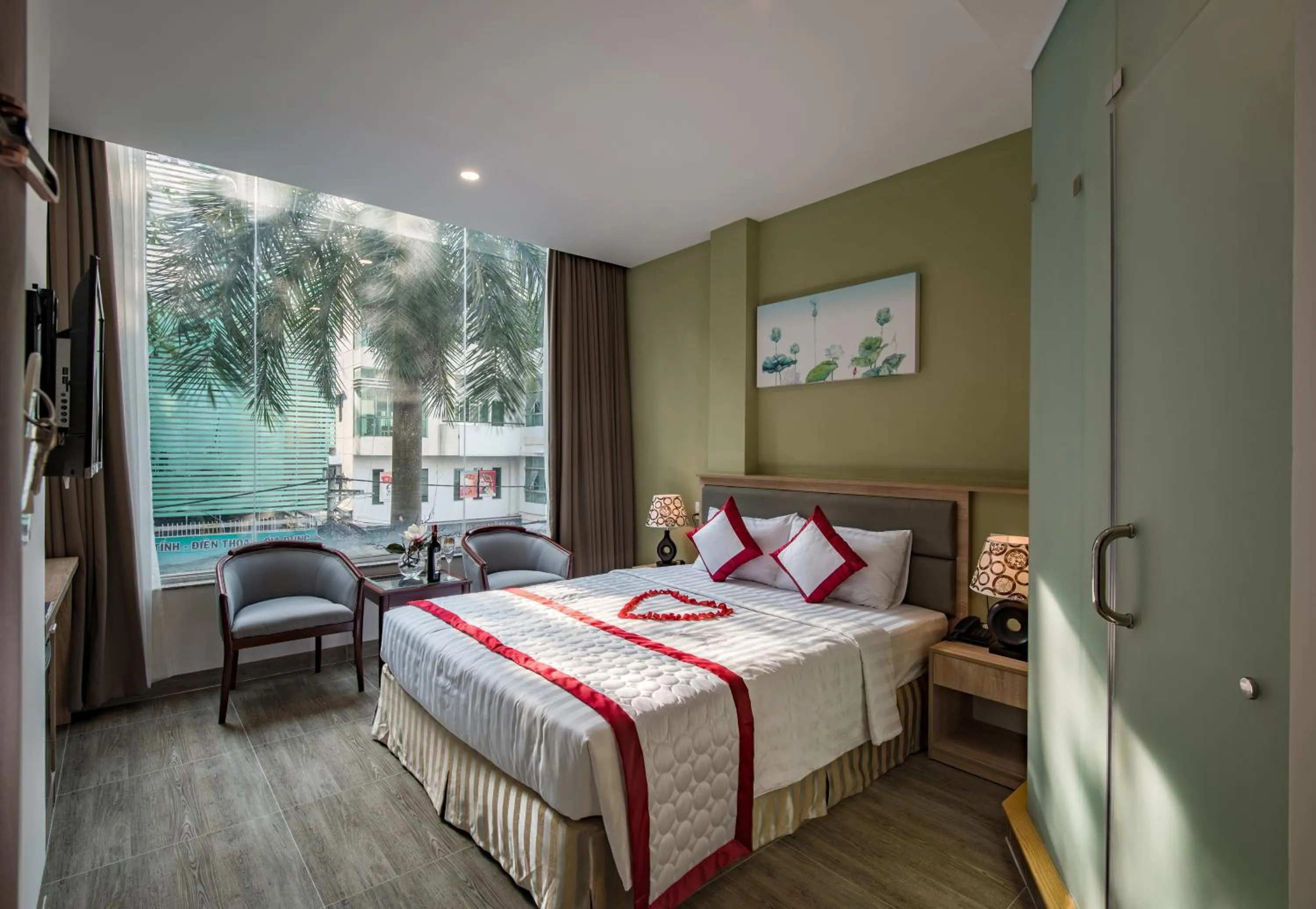 Property building, Bed in Hue My Hotel