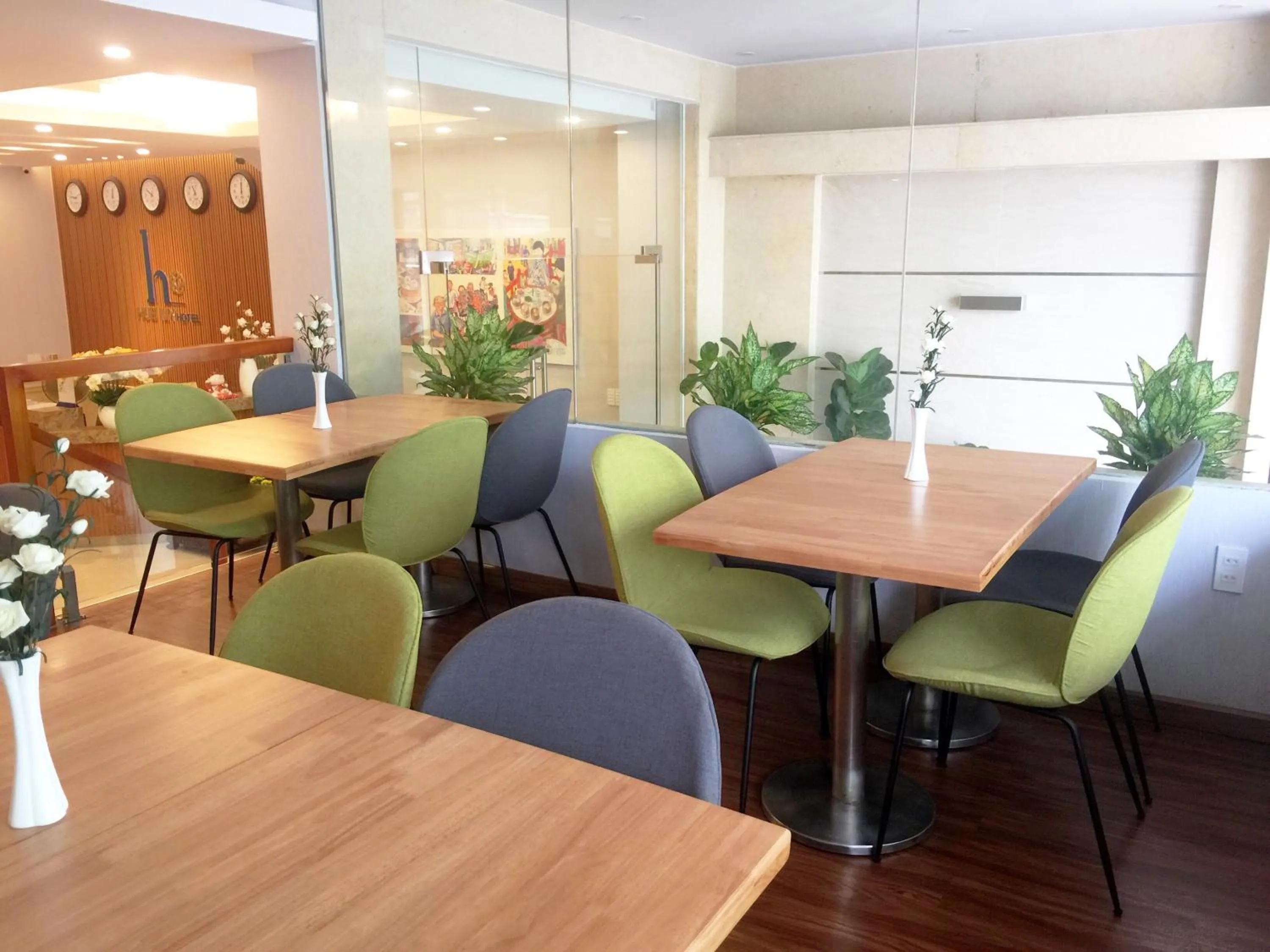 Restaurant/places to eat in Hue My Hotel