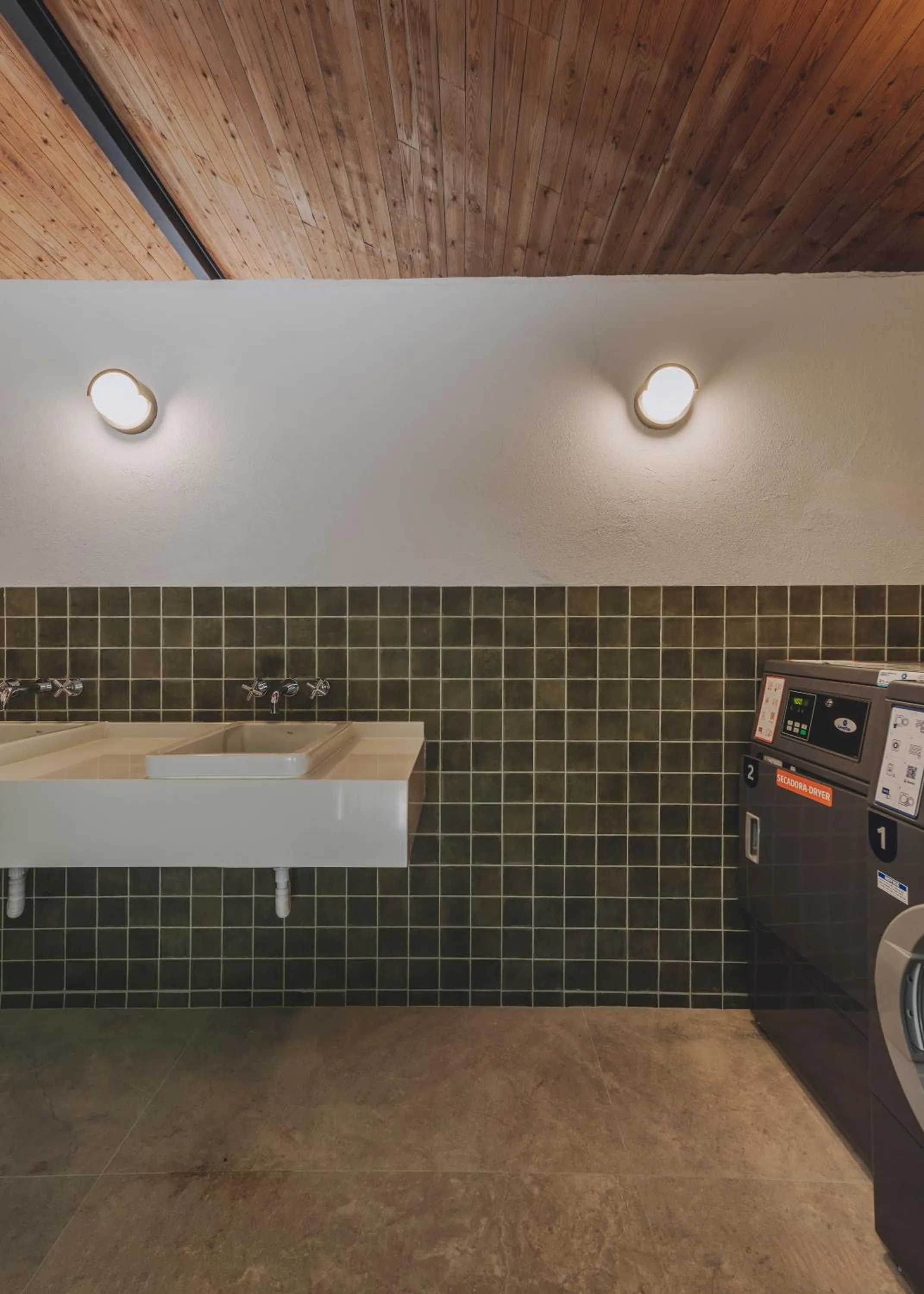 laundry in wecamp Pirineos