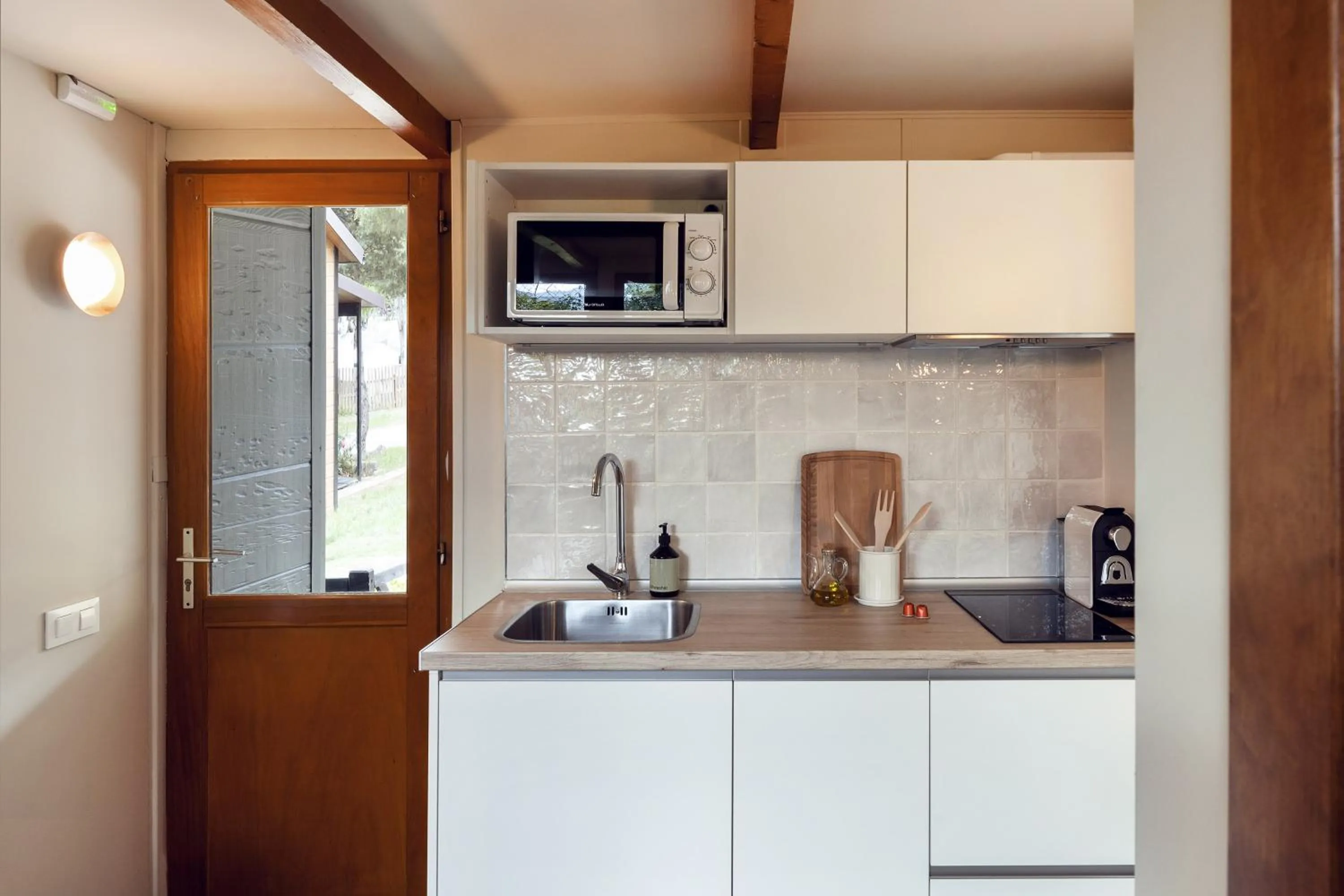 Kitchen or kitchenette in wecamp Pirineos