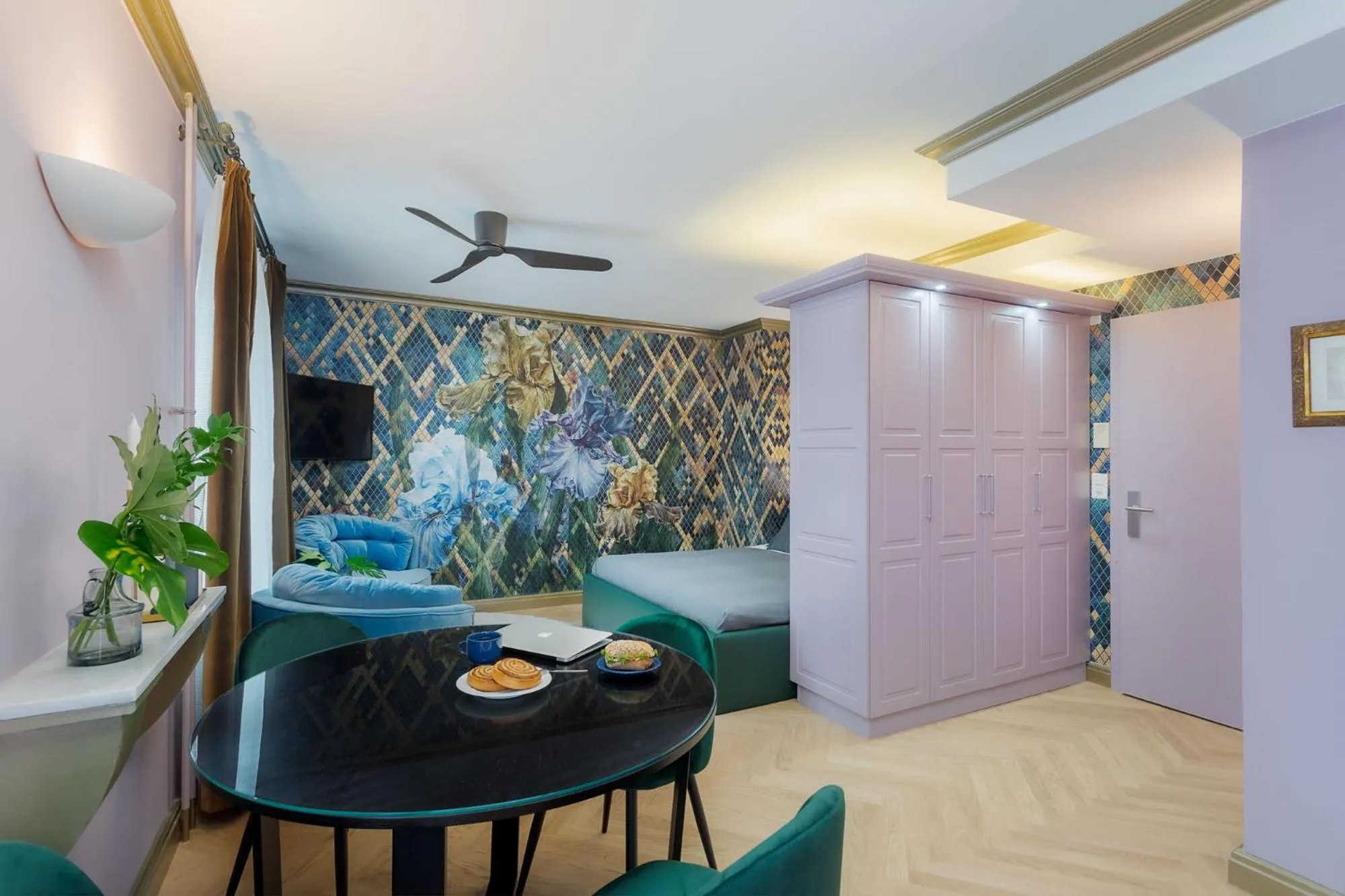 Living room in VISIONAPARTMENTS Albertstrasse - contactless check-in