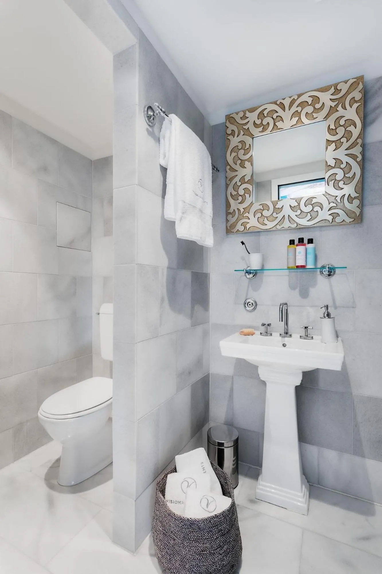 Toilet in VISIONAPARTMENTS Albertstrasse - contactless check-in