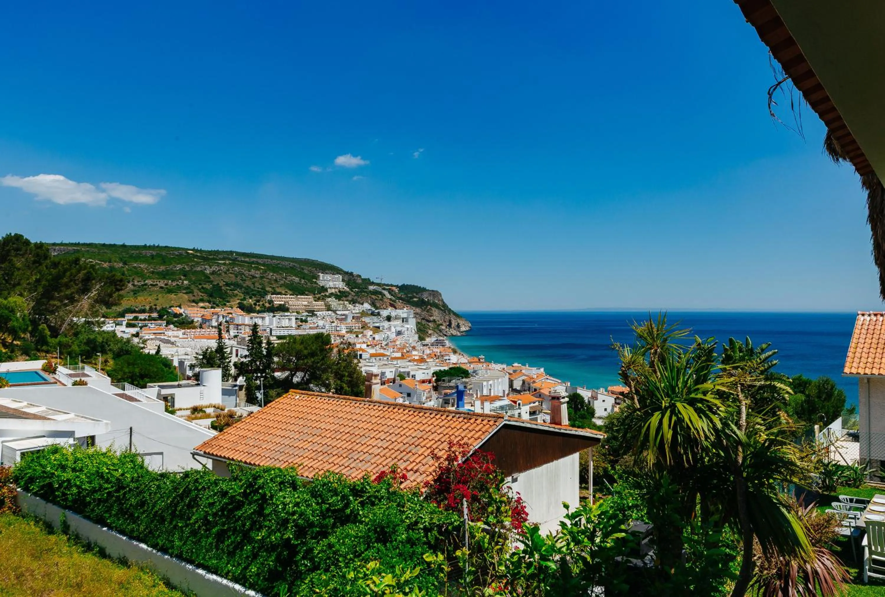 Panoramic Ocean View Villa & Pool in Sesimbra by Rent4Rest
