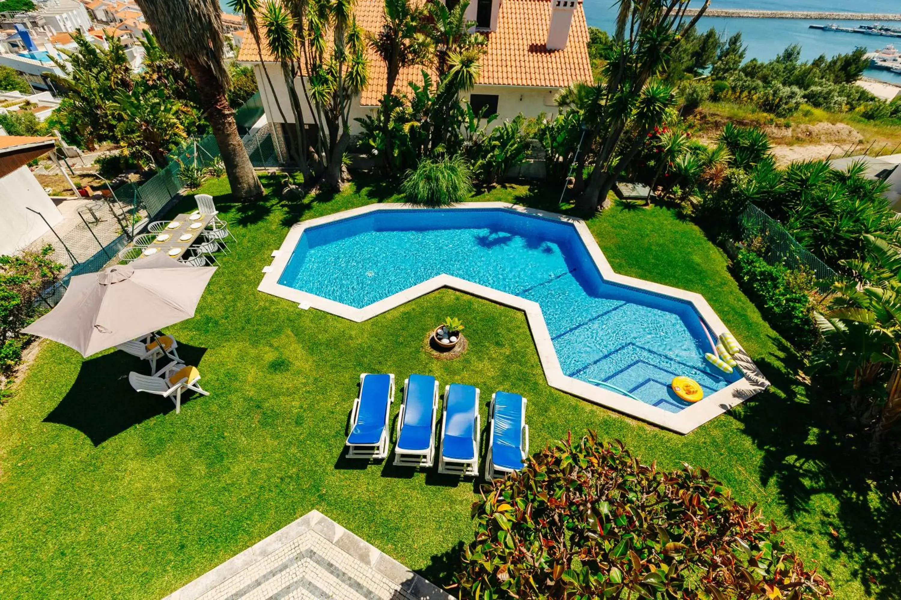 Panoramic Ocean View Villa & Pool in Sesimbra by Rent4Rest Panoramic Ocean View Villa & Pool in Sesimbra by Rent4Rest