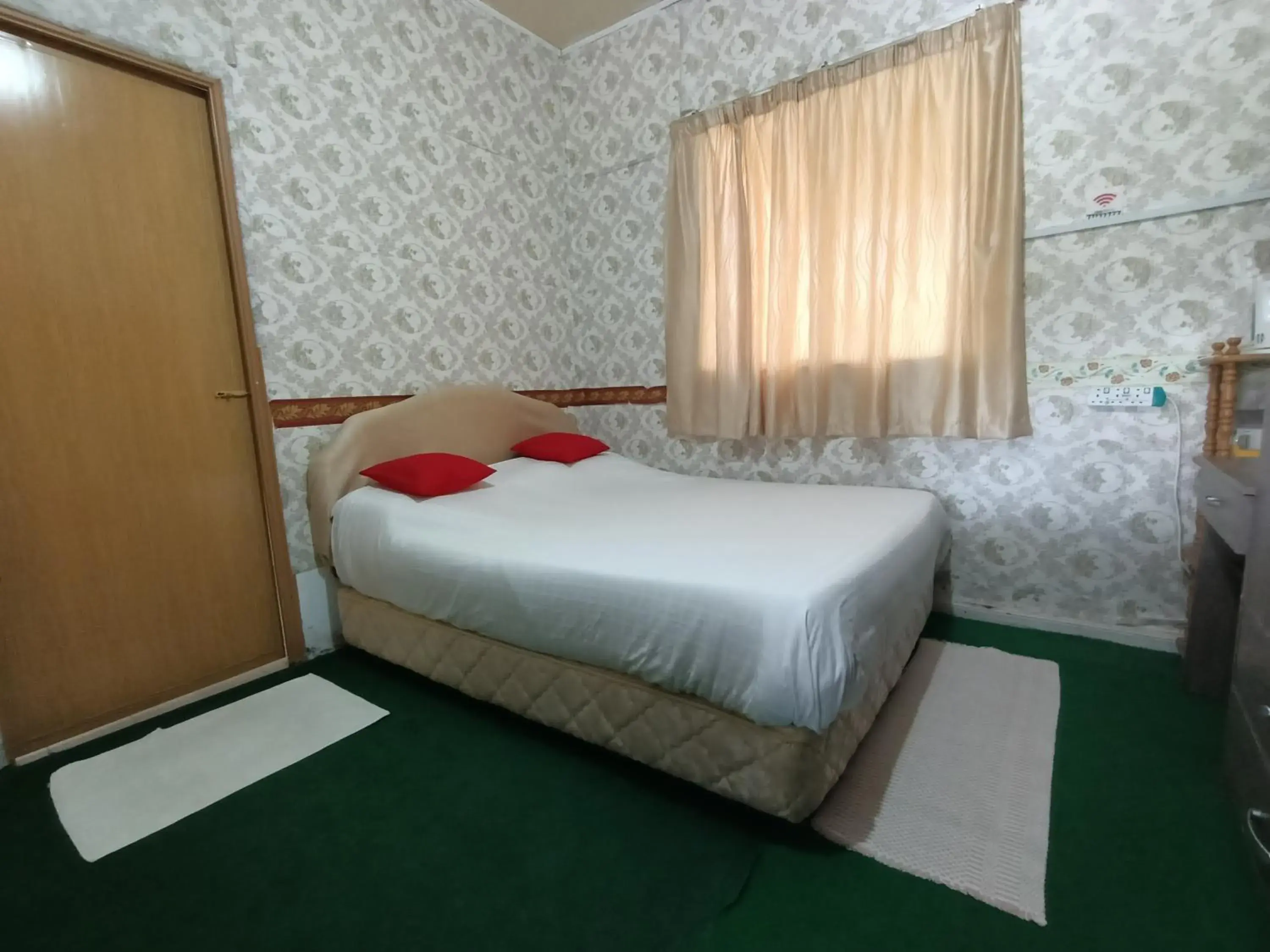 Double Room with Private Bathroom in Mountain View Guest House KB Double Room with Private Bathroom in Mountain View Guest House KB