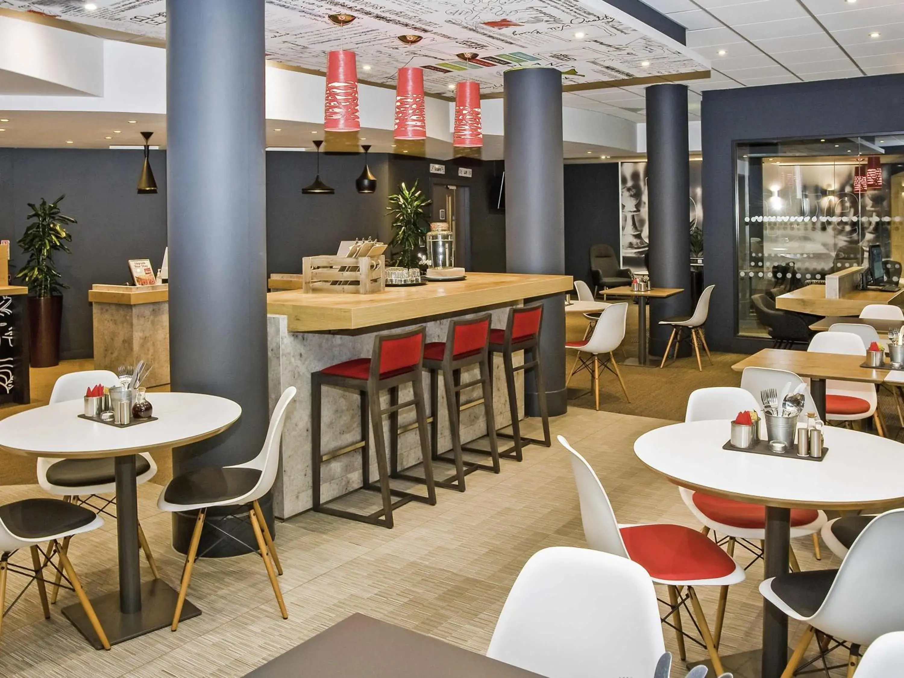 Restaurant/places to eat in Ibis Sheffield City Restaurant/places to eat in Ibis Sheffield City