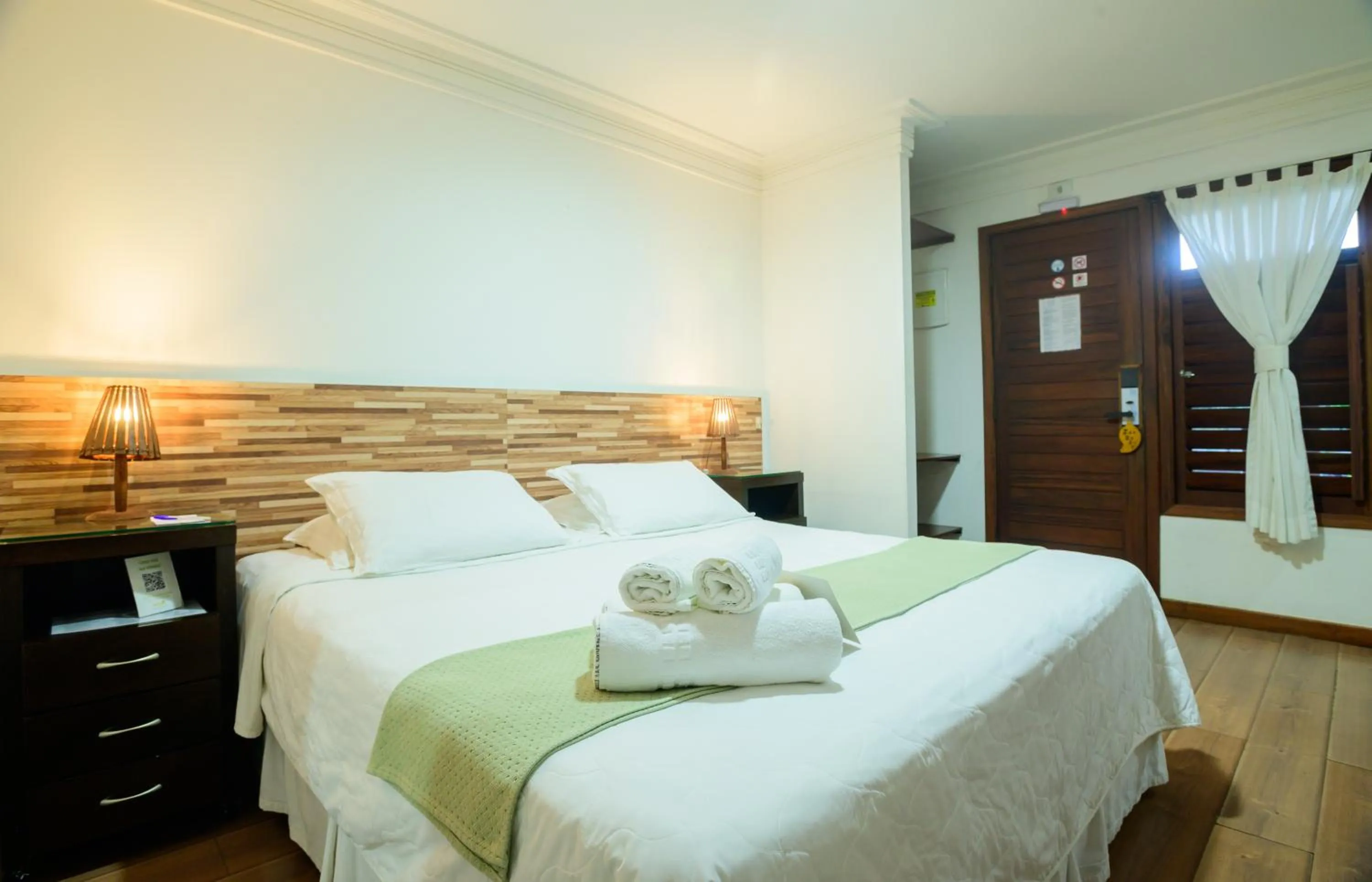 Photo of the whole room, Bed in Hotel Vale das Nuvens