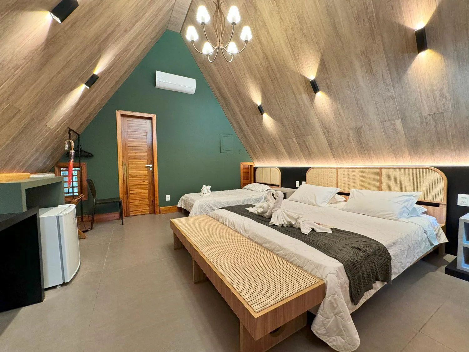 Bedroom, Bed in Hotel Vale das Nuvens