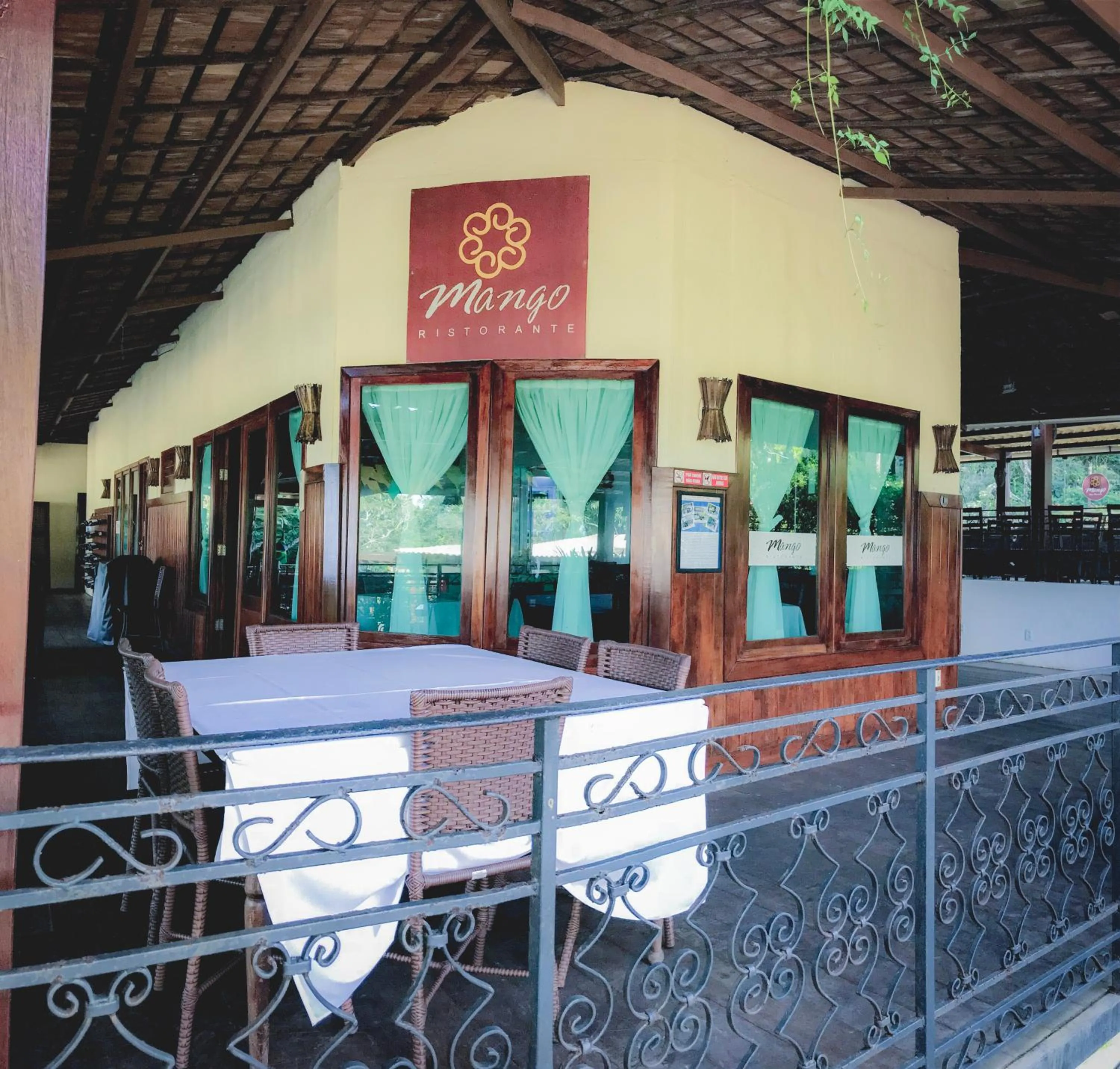 Restaurant/places to eat in Hotel Vale das Nuvens