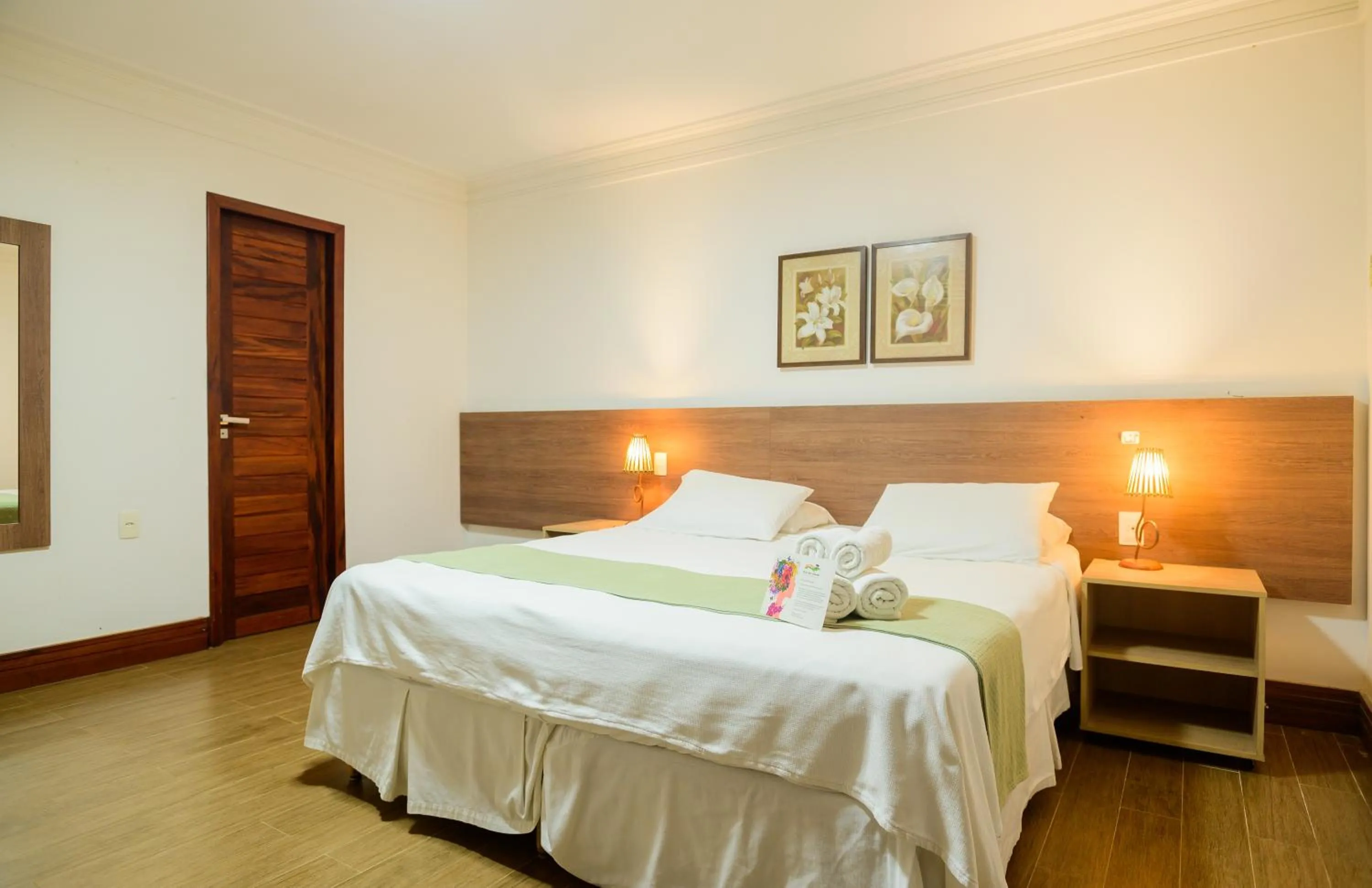 Photo of the whole room, Bed in Hotel Vale das Nuvens