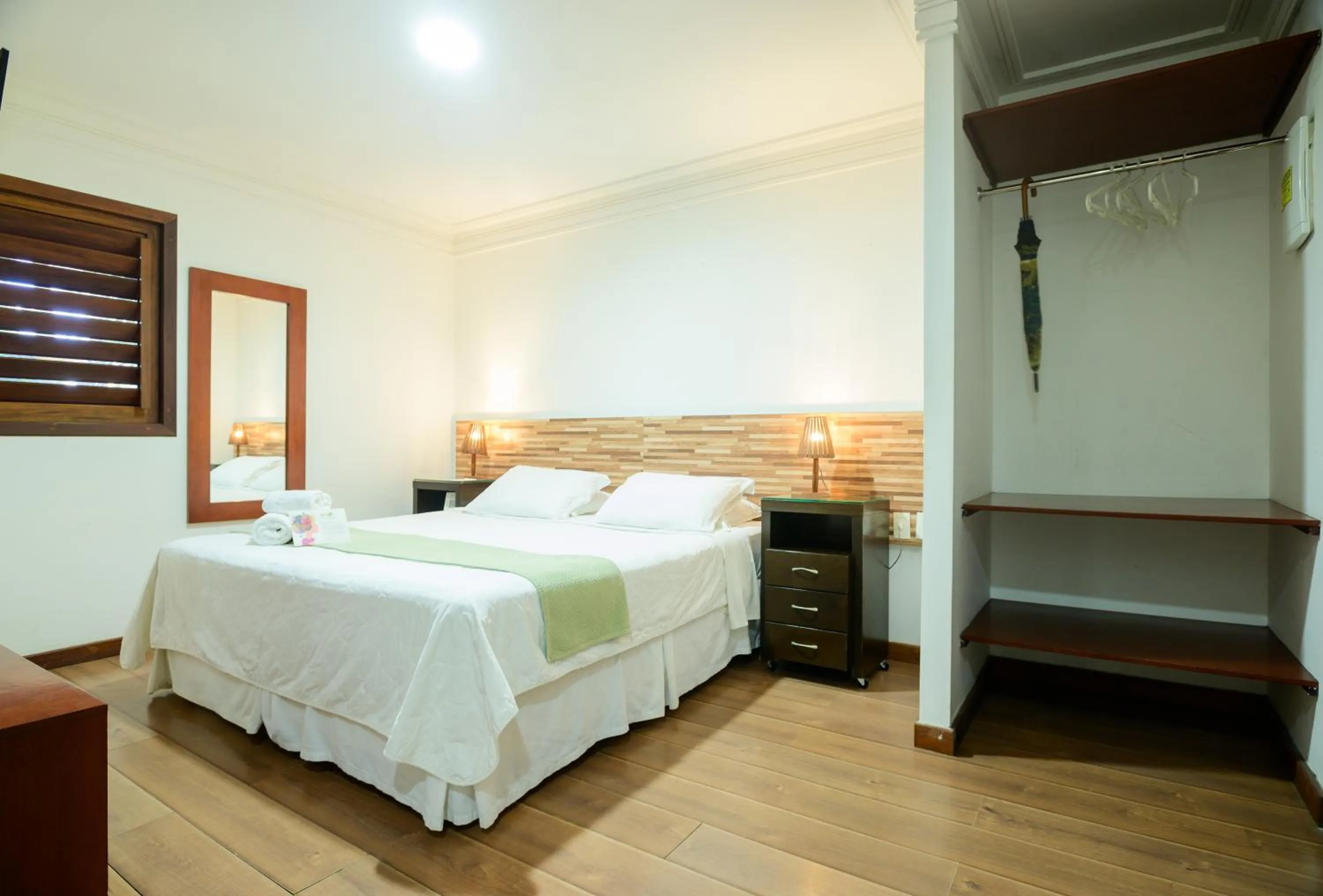 Photo of the whole room, Bed in Hotel Vale das Nuvens