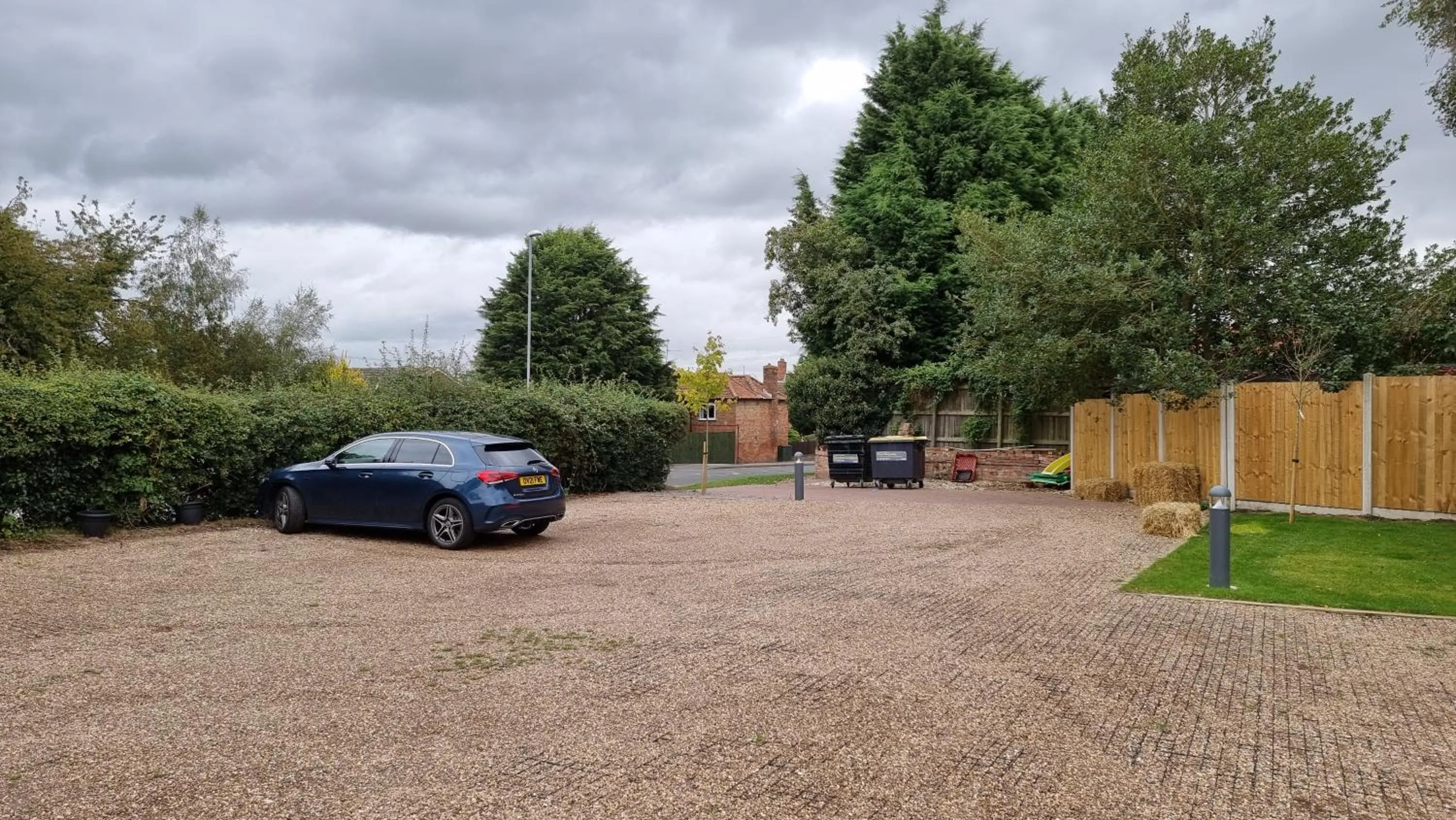 Property building in The Plough Retreat