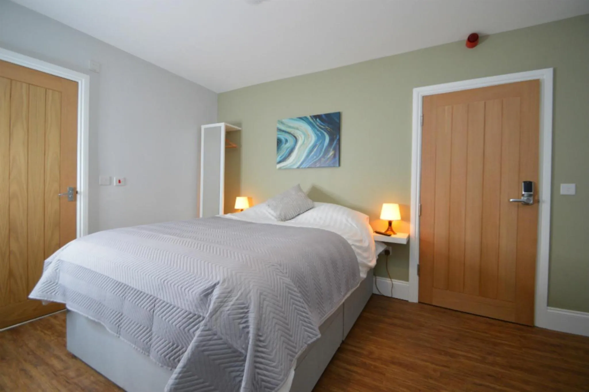 Bedroom, Bed in The Plough Retreat