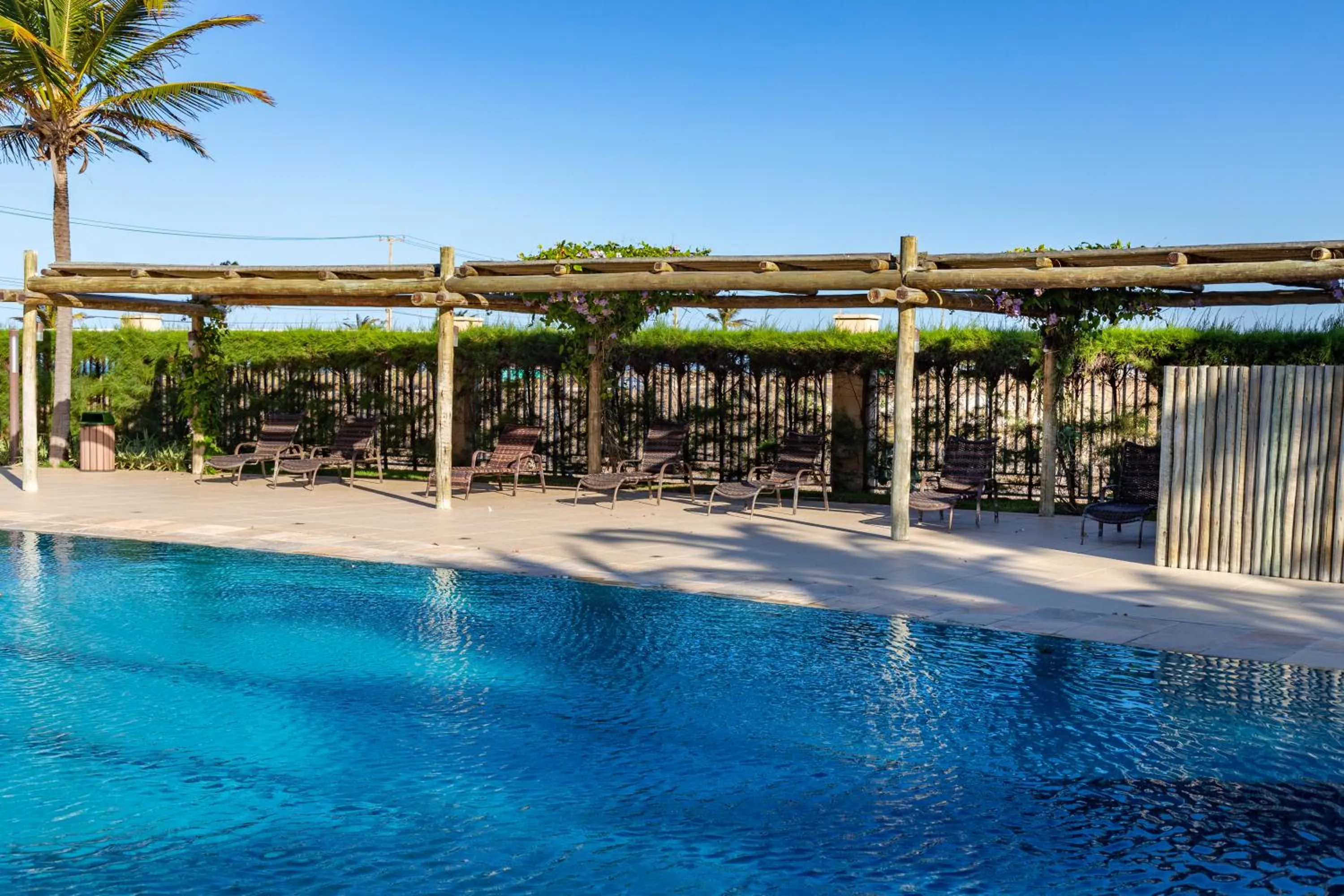 Swimming pool in Golf Ville Resorts Suites