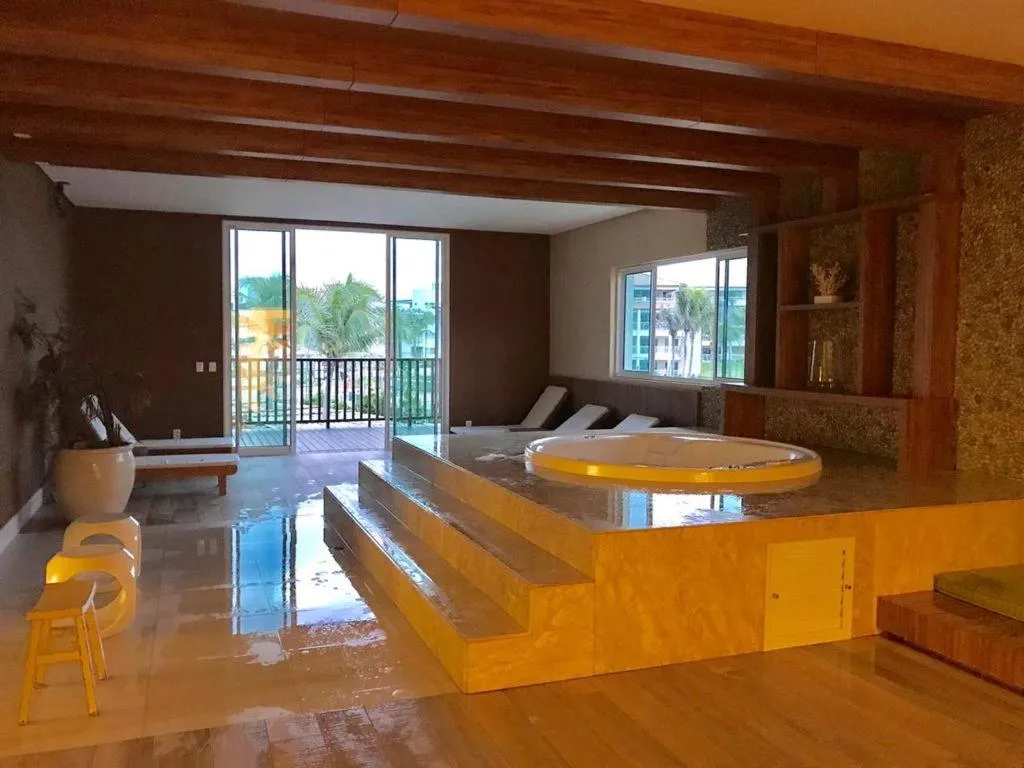 Hot Tub in Golf Ville Resorts Suites