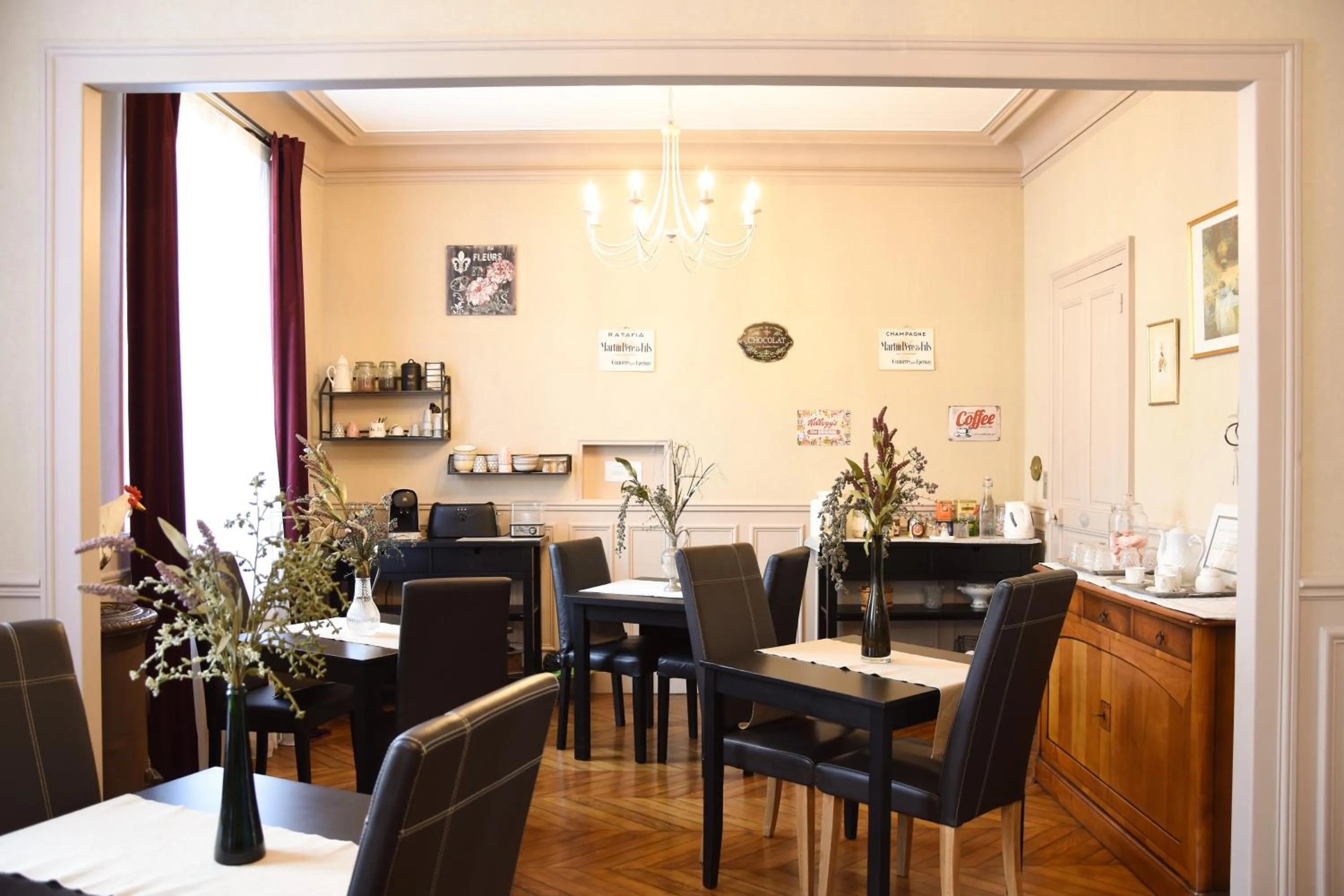 Breakfast in Champagne Philippe Martin