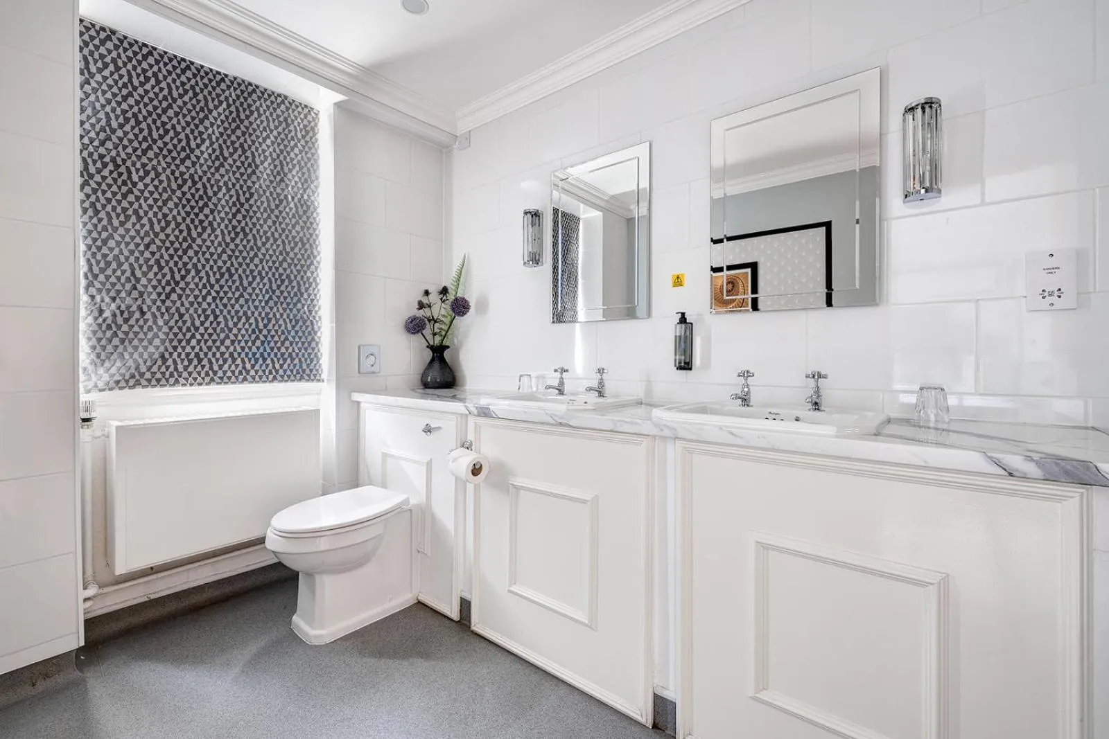 Bathroom in The Derby Conference Centre and Hotel