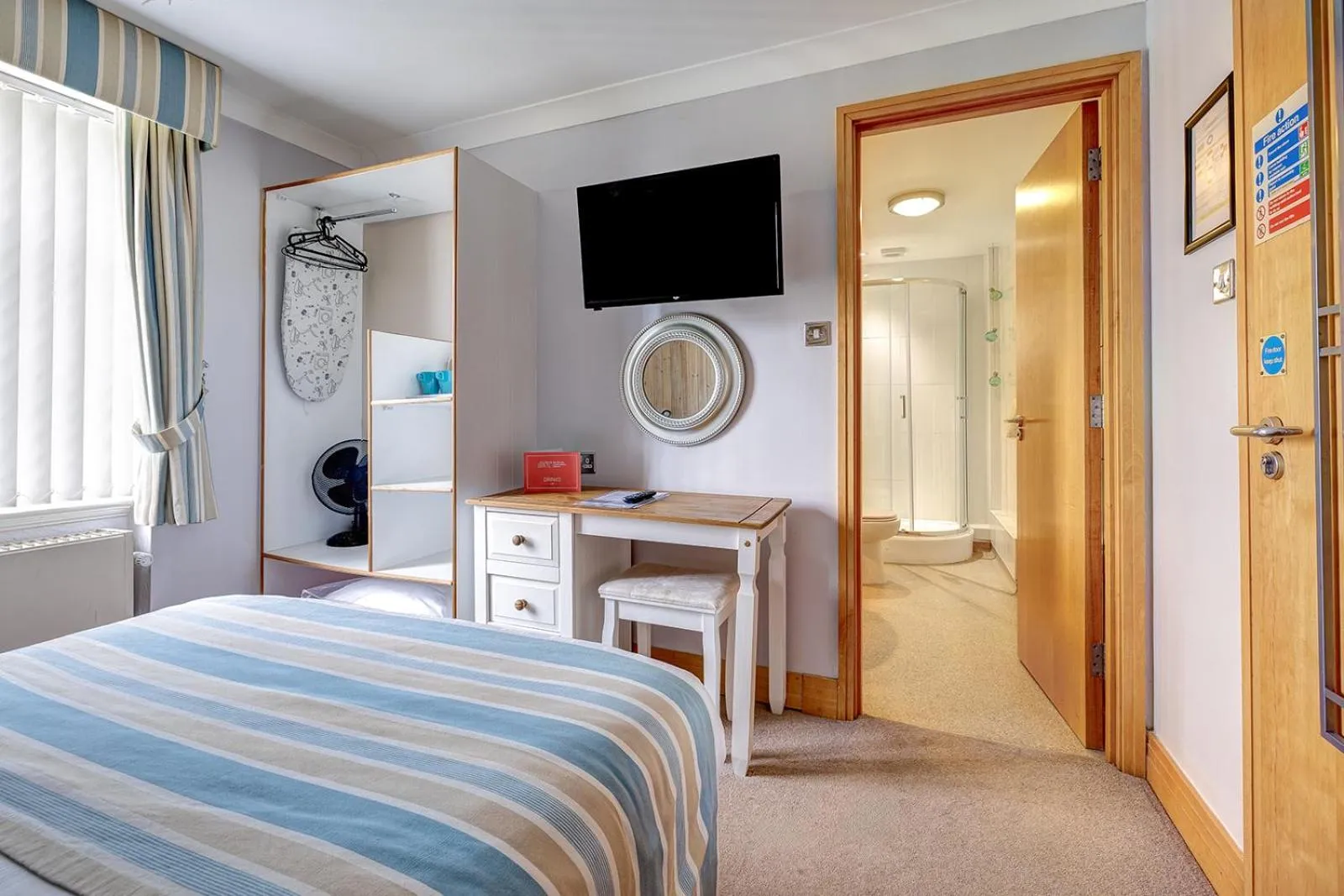 Bed in The Derby Conference Centre and Hotel