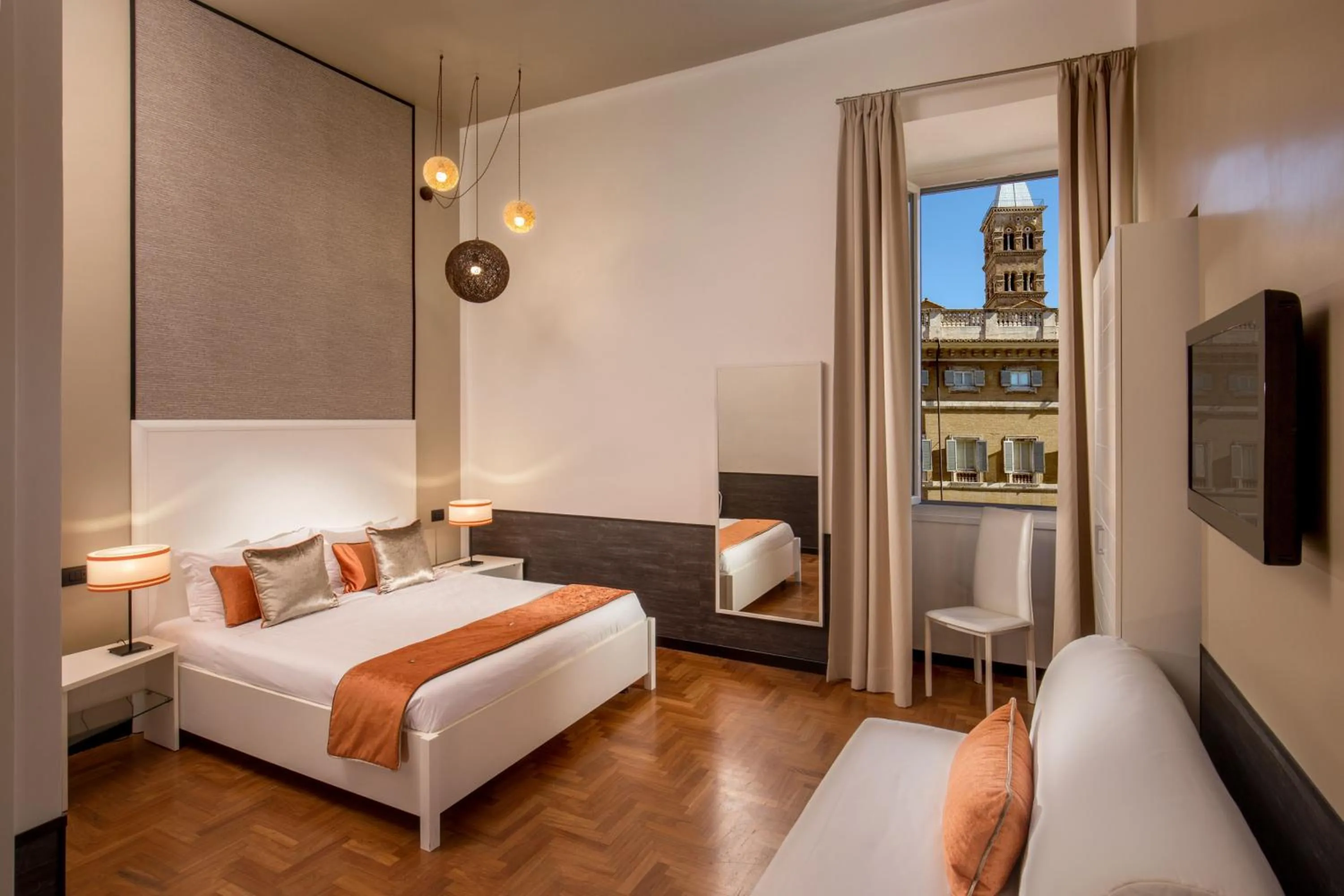 Bedroom, Bed in Domus Liberius - Rome