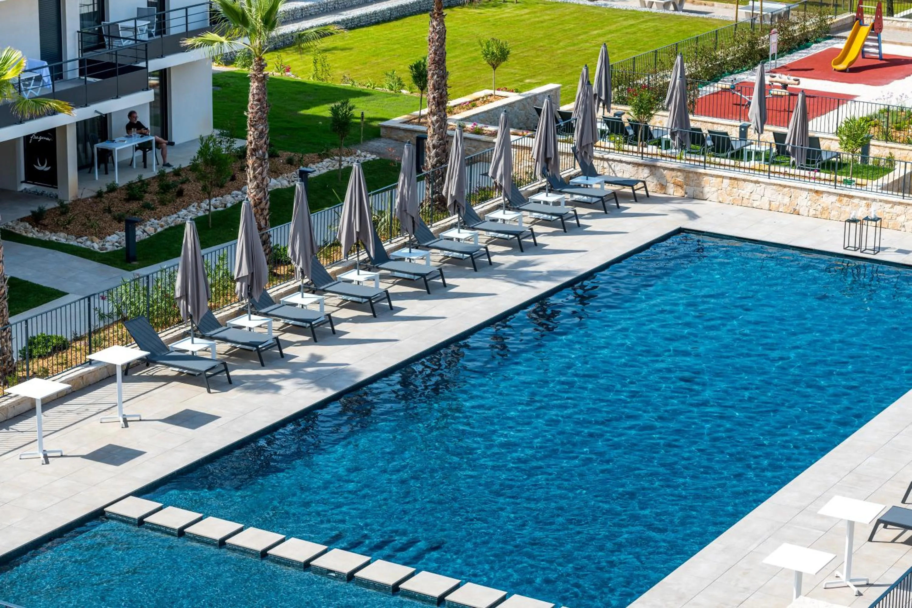 Pool view in Evancy Les Jardins d'Azur - Vence