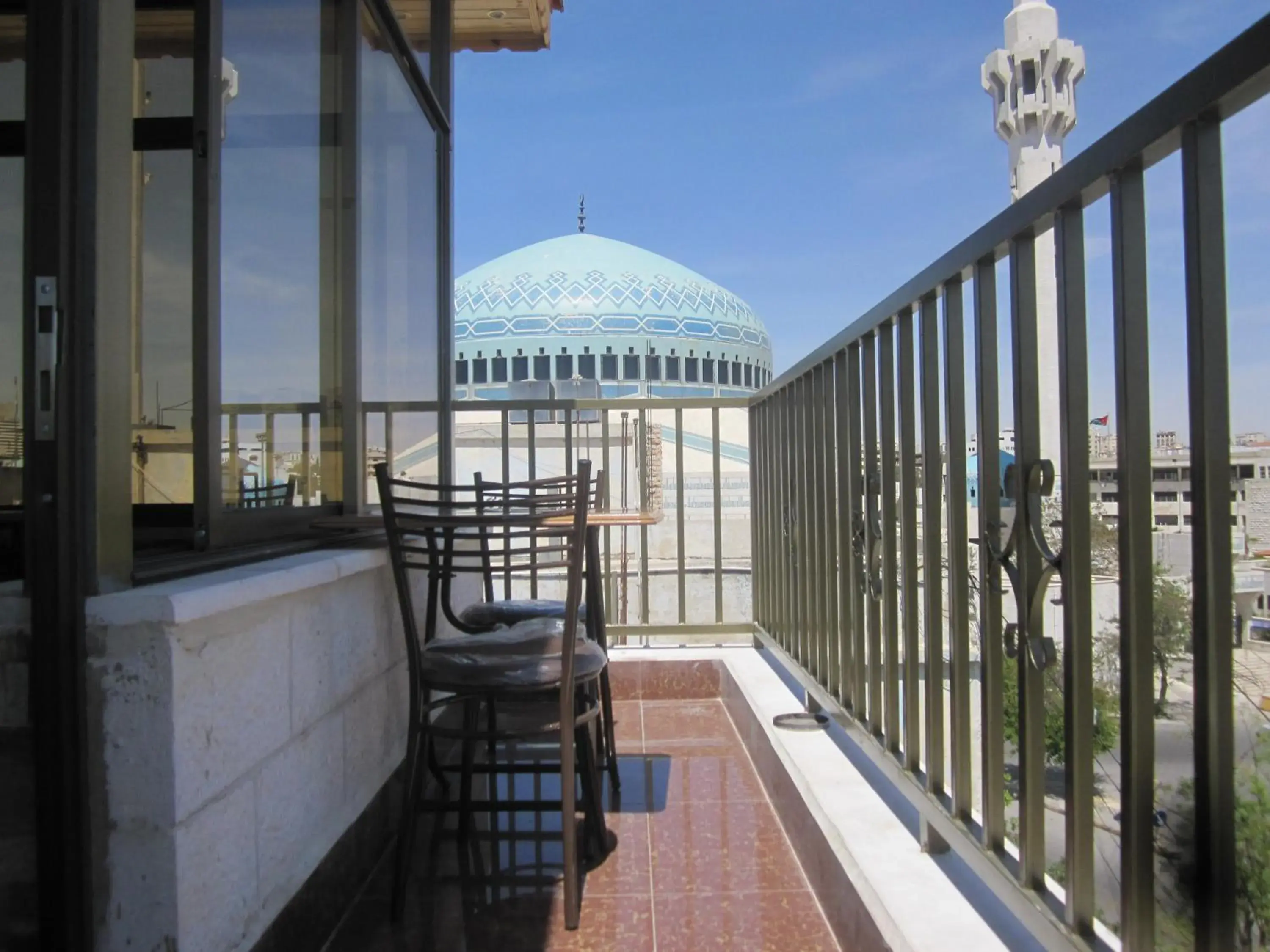 Nearby landmark, Balcony/Terrace in Caravan Hotel