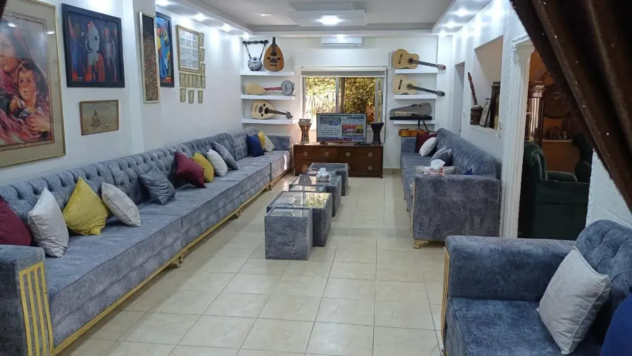 Lobby or reception, Seating Area in Caravan Hotel