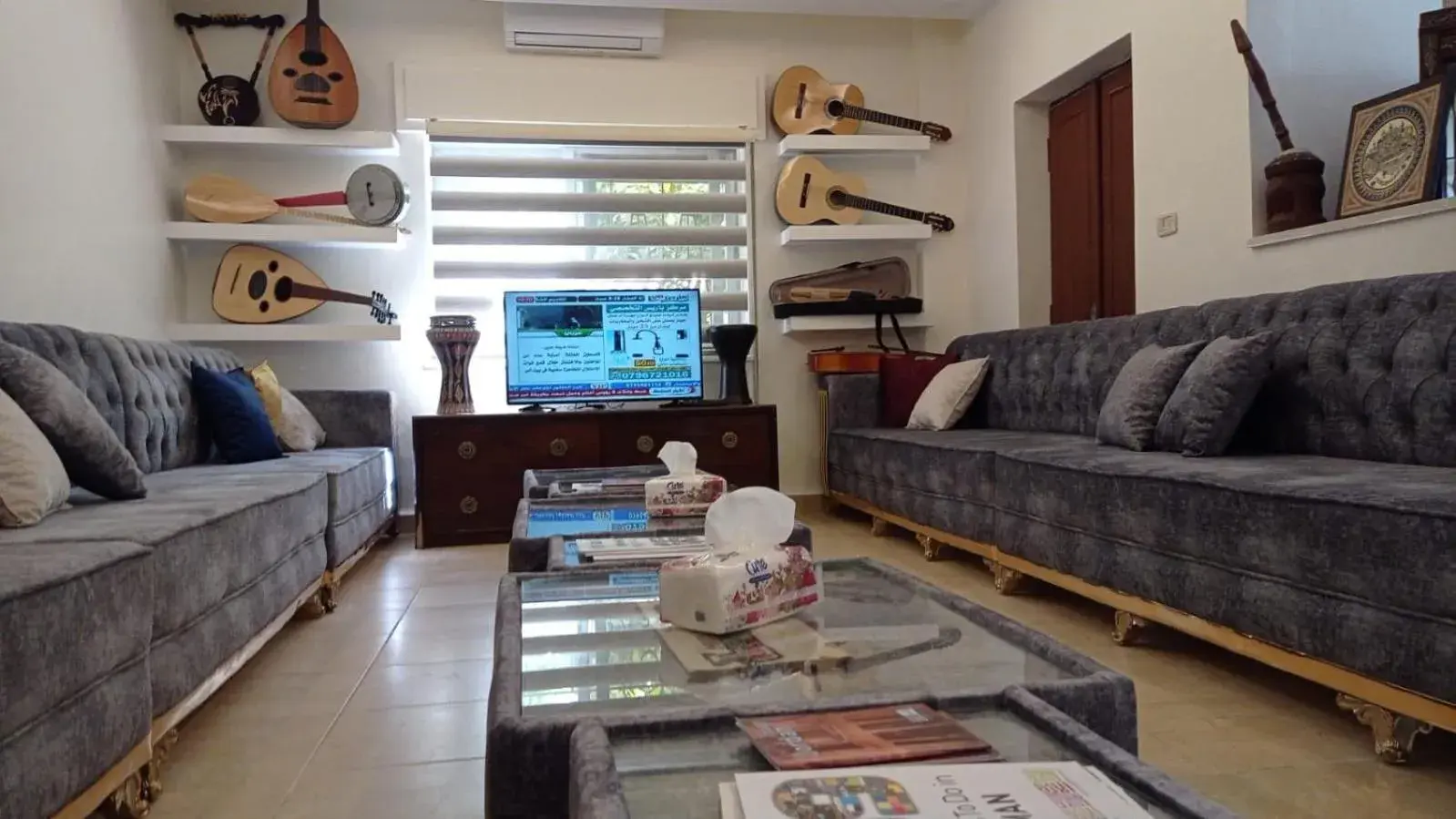 Lobby or reception, Seating Area in Caravan Hotel