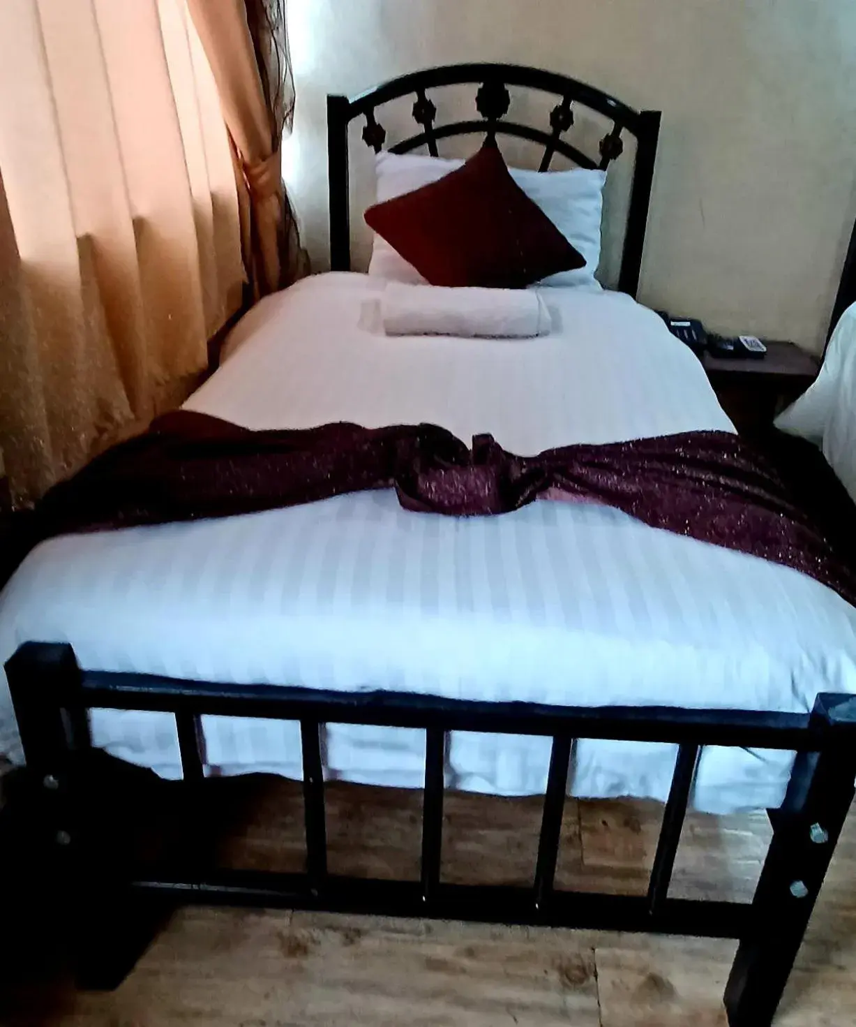 Bed in Caravan Hotel