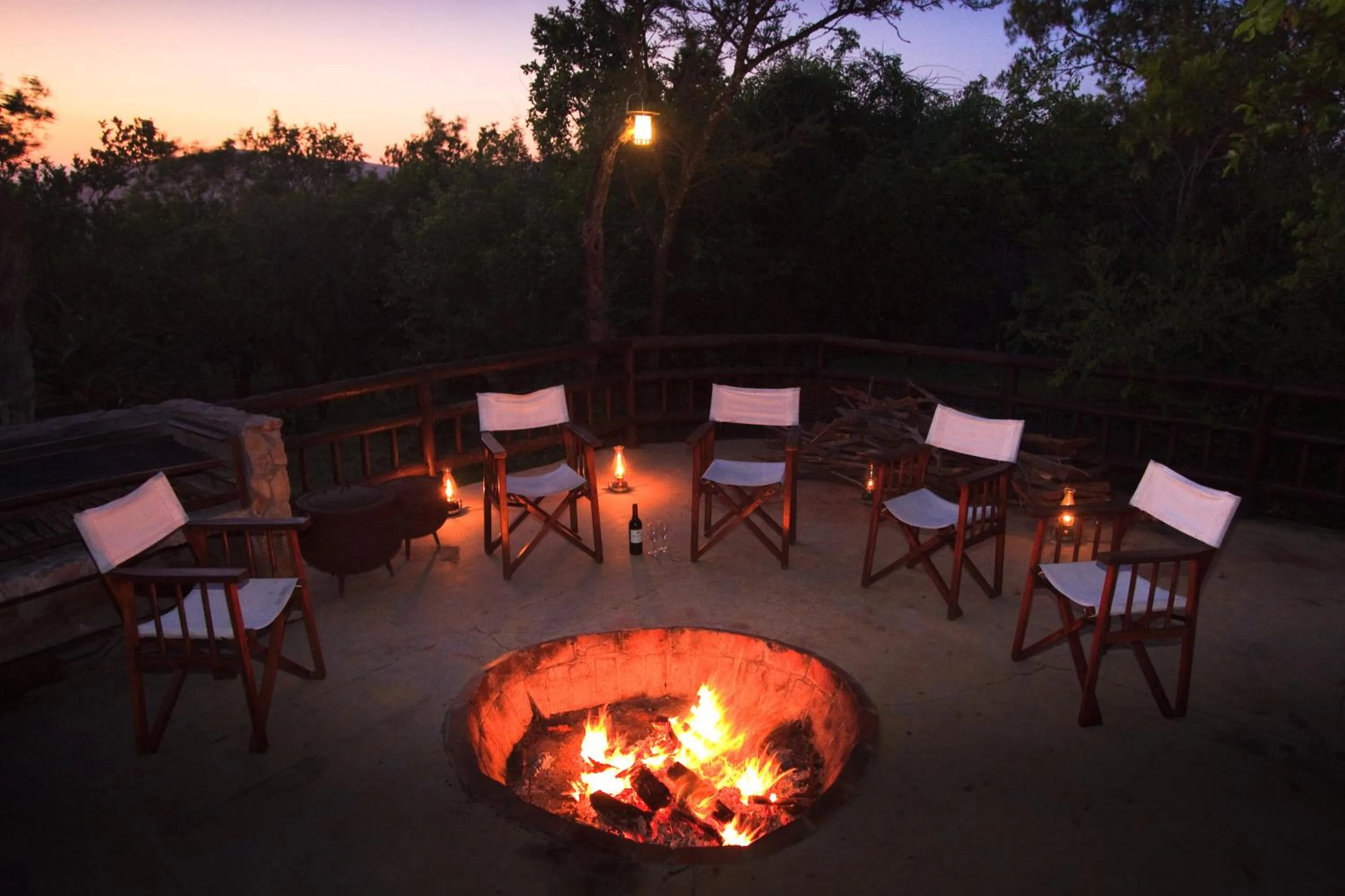Patio in Shayamoya Tiger Fishing and Game Lodge